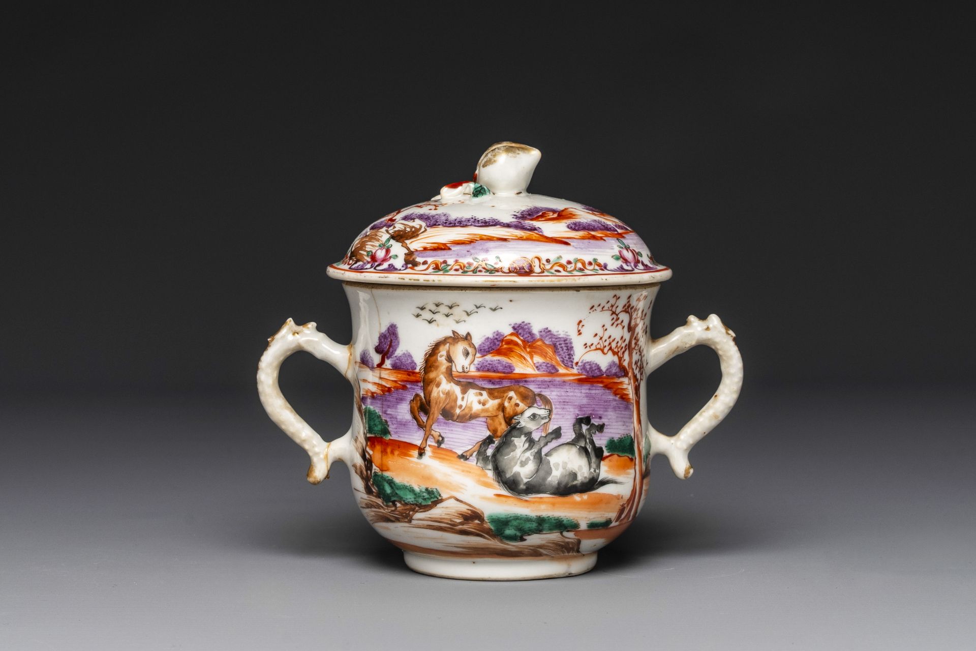 Four Chinese famille rose cups and saucers and a sugar bowl with design of two horses, Qianlong - Image 7 of 10