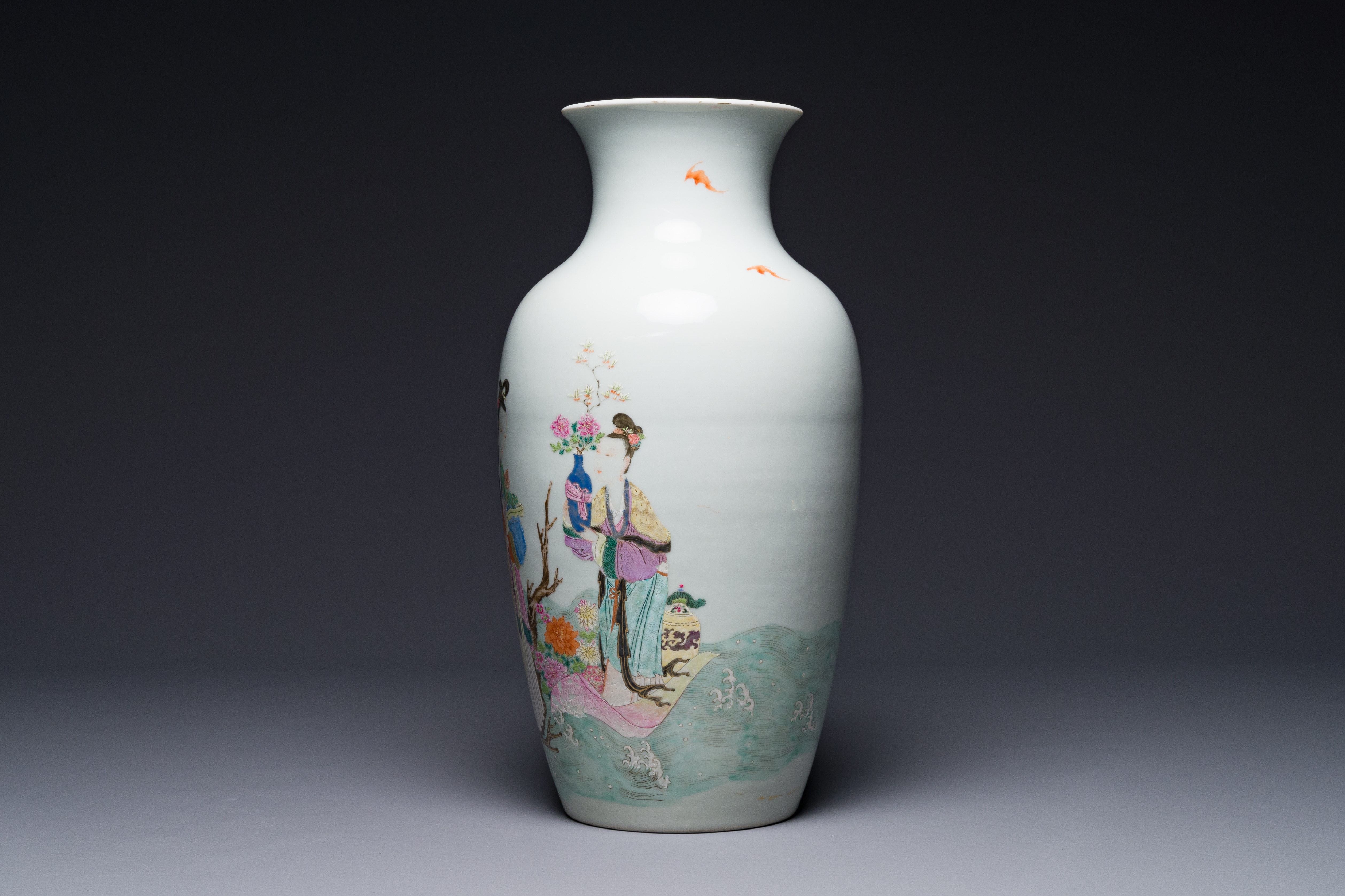 A Chinese famille rose 'Lan Caihe' vase, Qianlong mark, 19/20th C. - Image 2 of 7