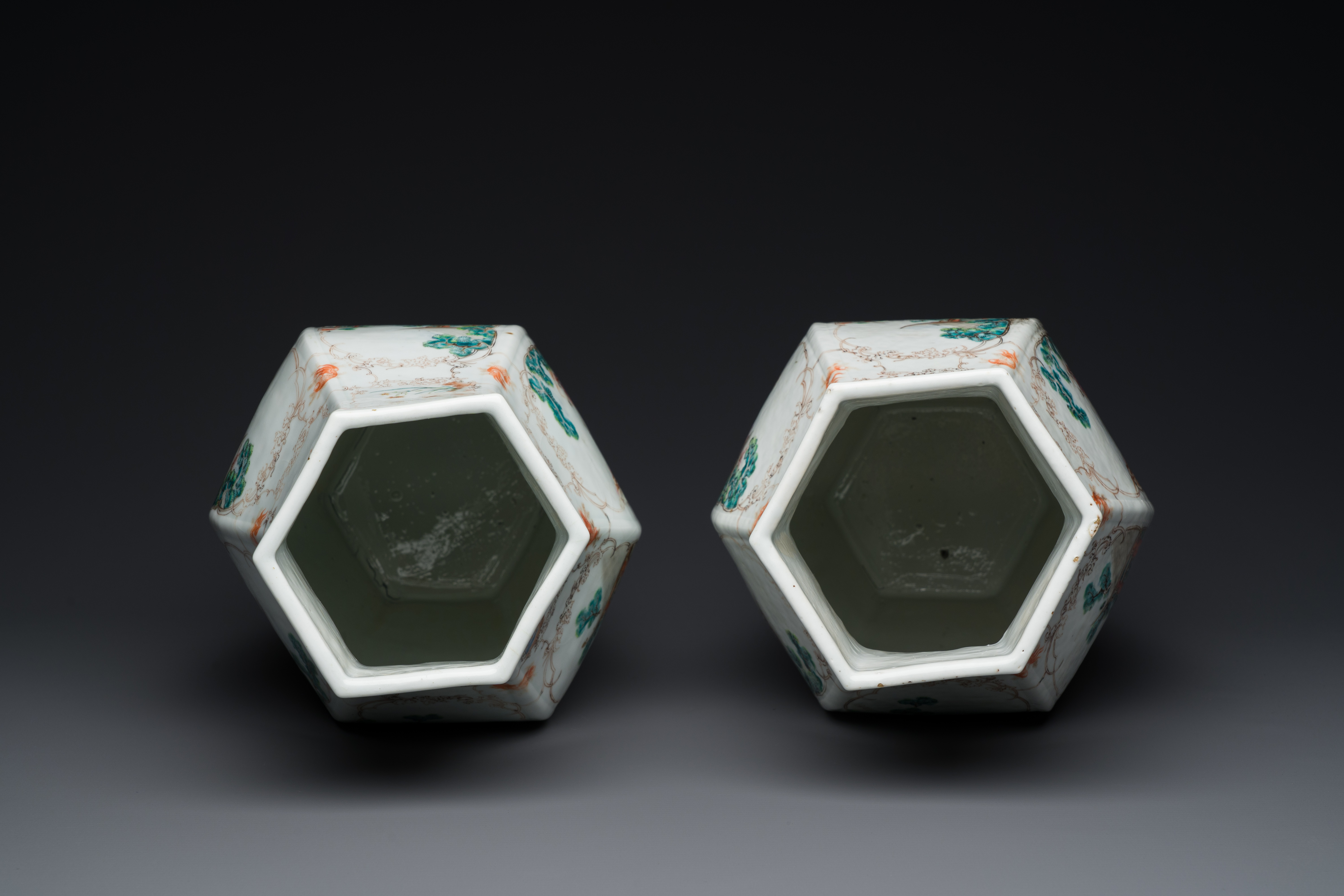 A pair of Chinese hexagonal Canton famille rose 'mandarin subject' vases, Qianlong - Image 5 of 6
