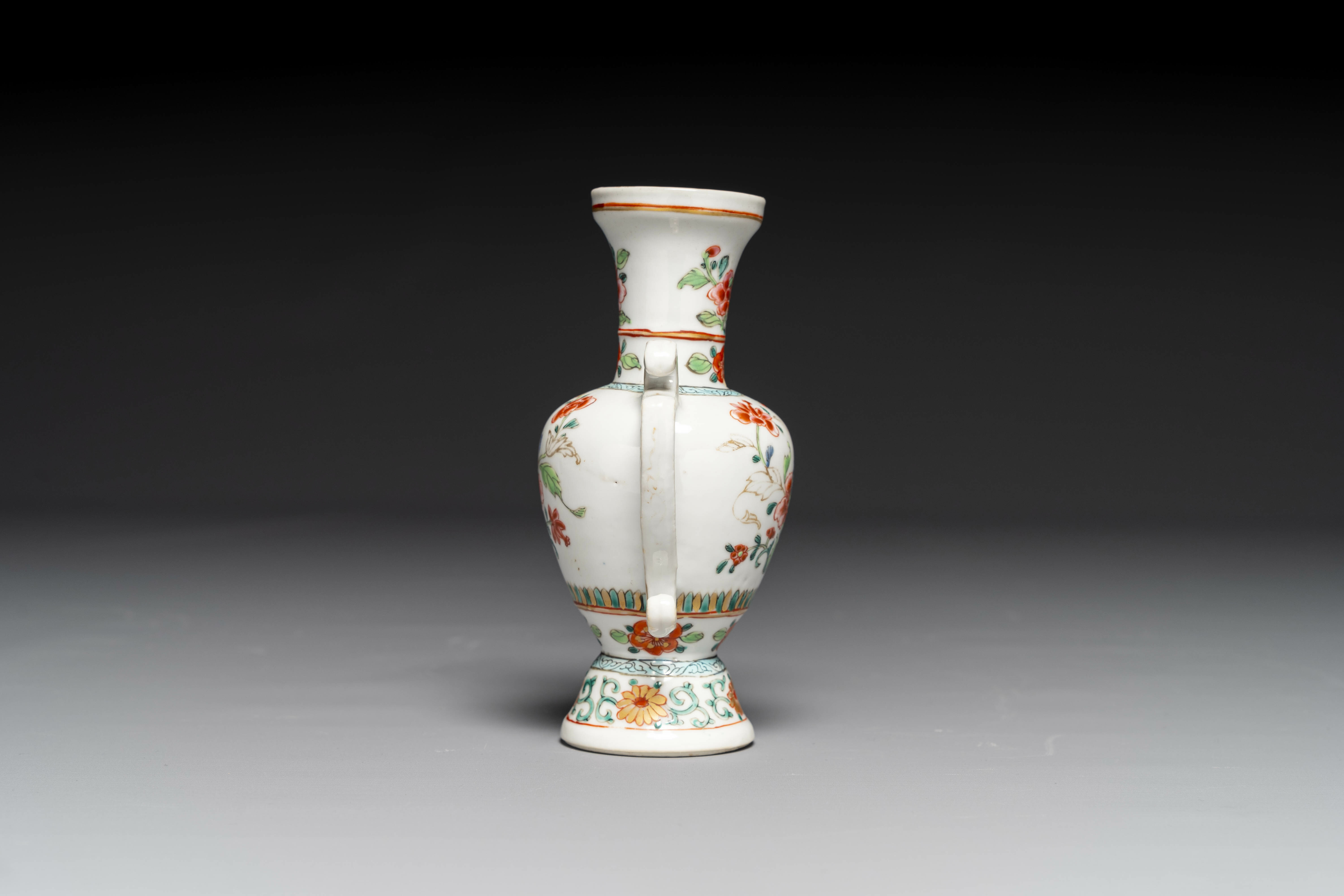 An unusual Chinese famille rose export porcelain vase, Qianlong - Image 4 of 6