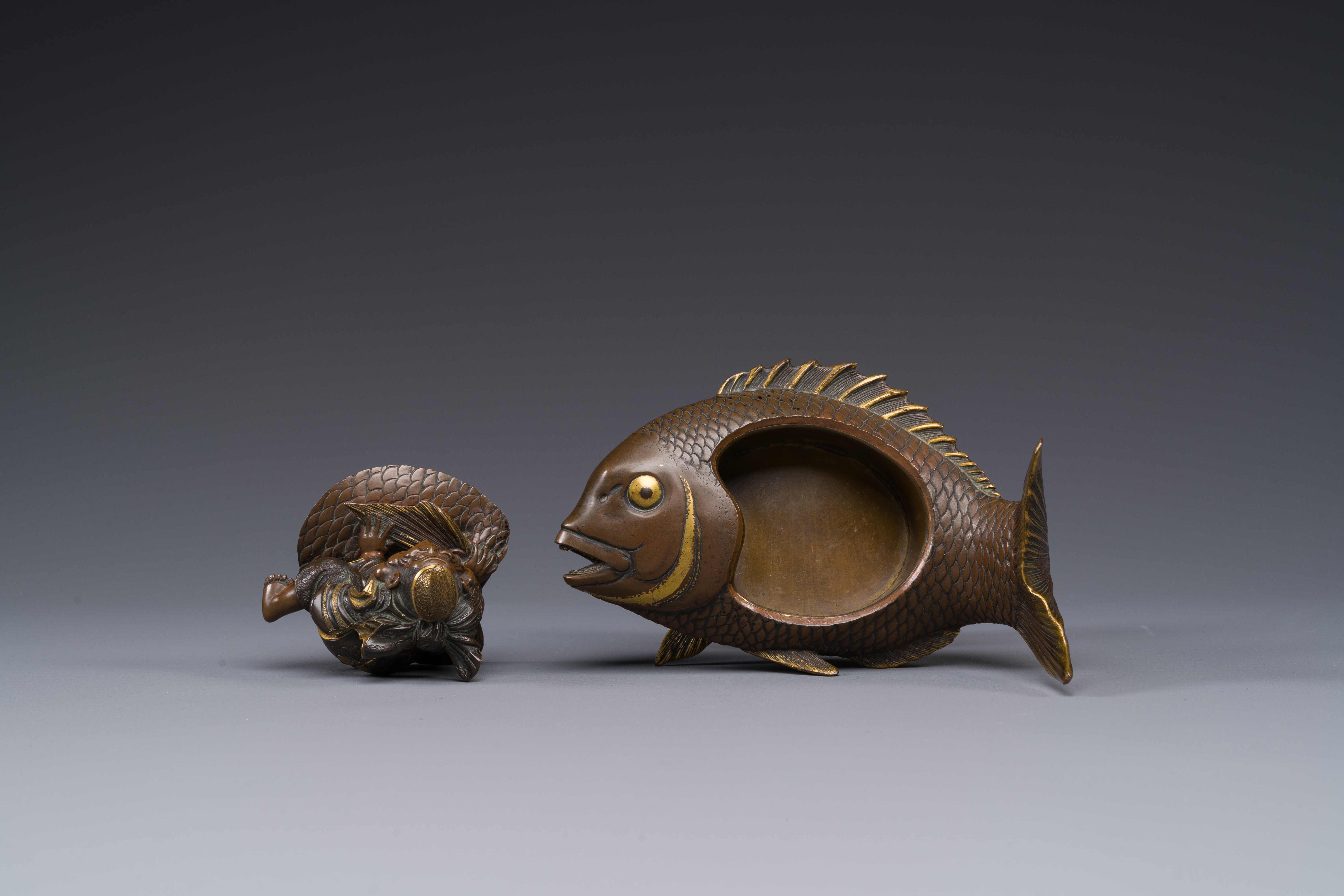A Japanese partly gilded bronze lidded box in the shape of Ebisu on sea bream, signed Miyao Zo, Meij - Image 6 of 10