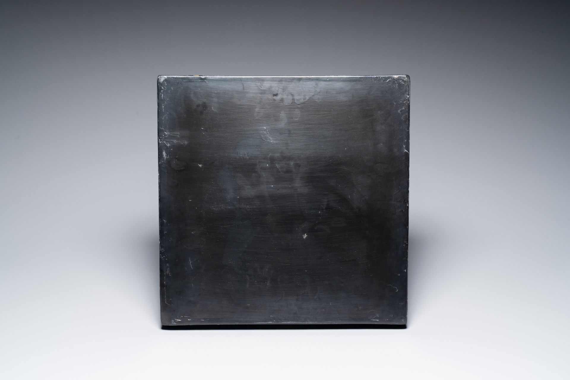 A rare Chinese Canton gilt black lacquer presentation box, 19th C. - Image 5 of 5