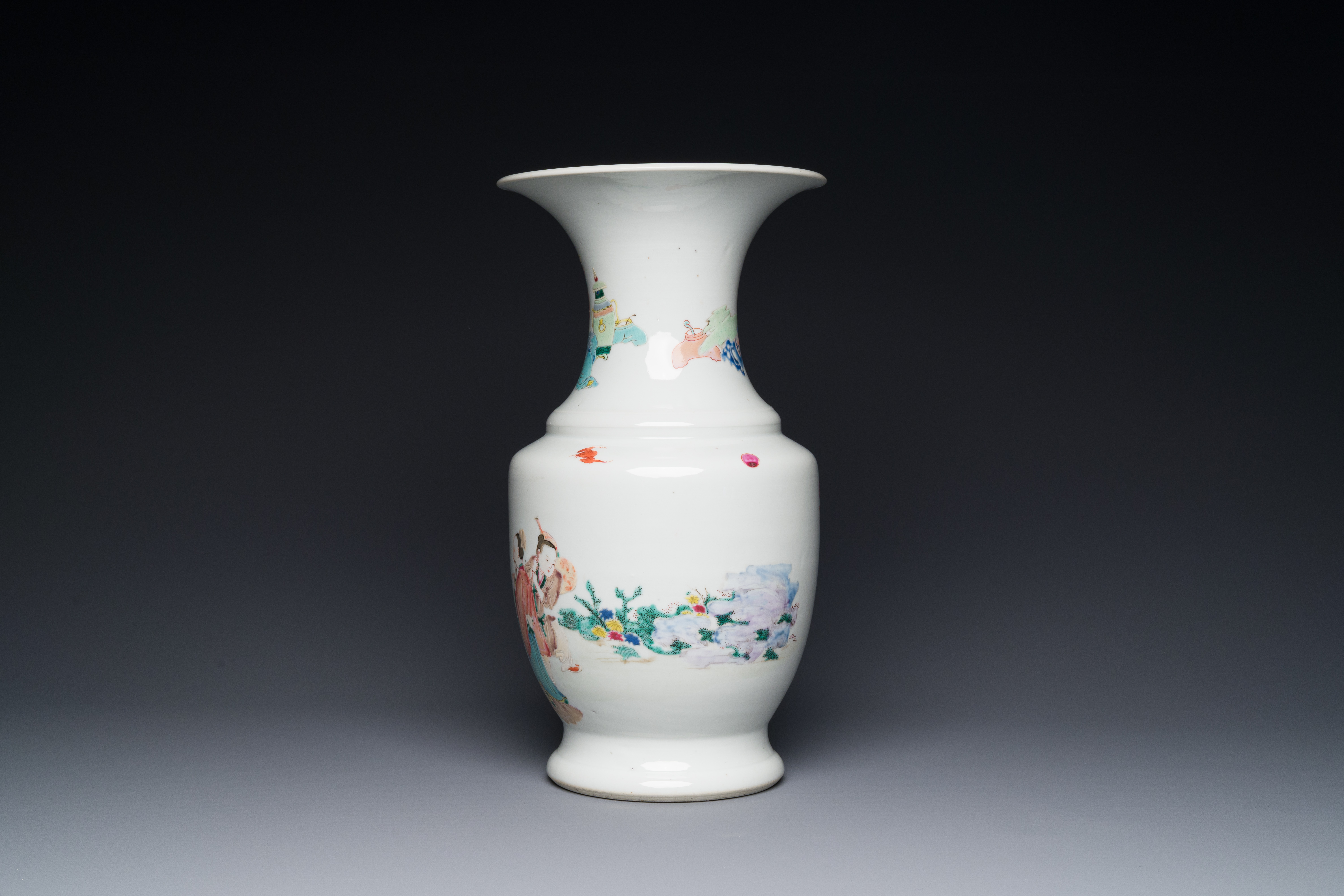 A Chinese famille rose vase with figural design, ji è¿¹ seal mark, Yongzheng - Image 3 of 6