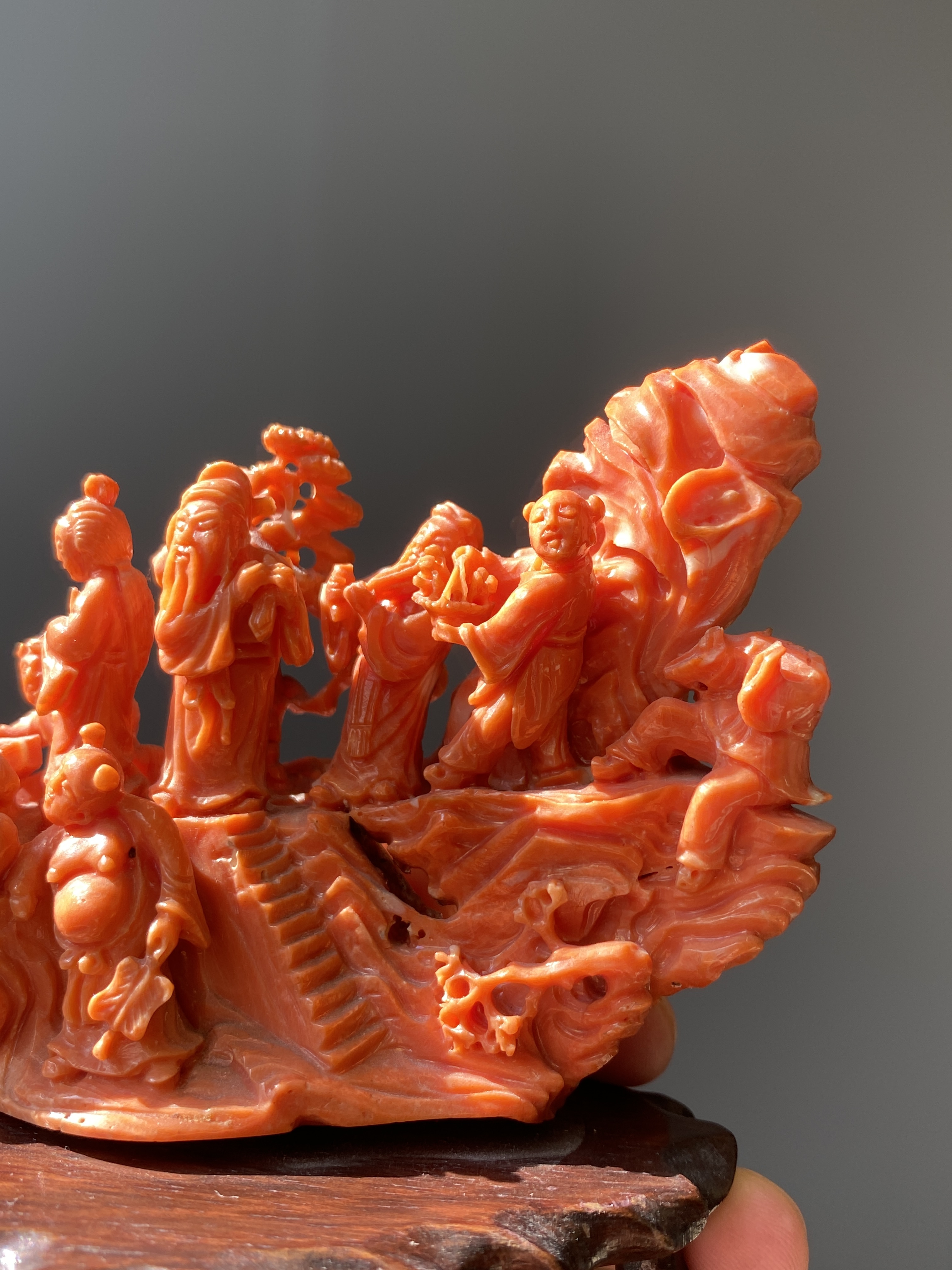 A Chinese red coral 'Eight Immortals' group on wooden stand, 19/20th C. - Image 13 of 14