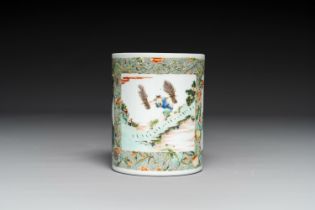 A Chinese famille verte brush pot with figural design, 19th C.