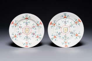 A pair of Chinese famille rose 'Jiangxi Province' plates, endless knot mark, 19/20th C.