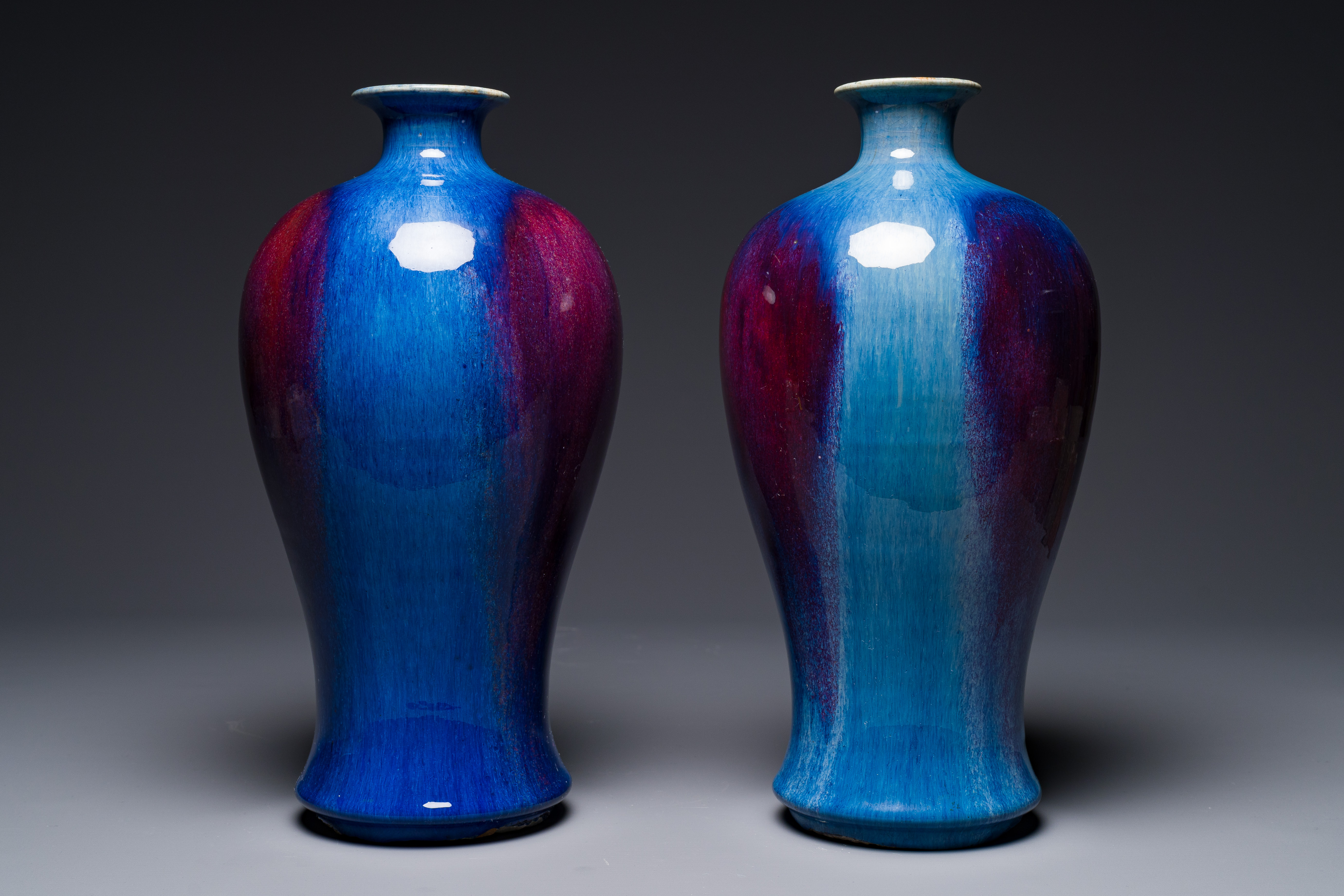 A pair of Chinese flambe-glazed 'meiping' vases, 18th C. - Image 2 of 5