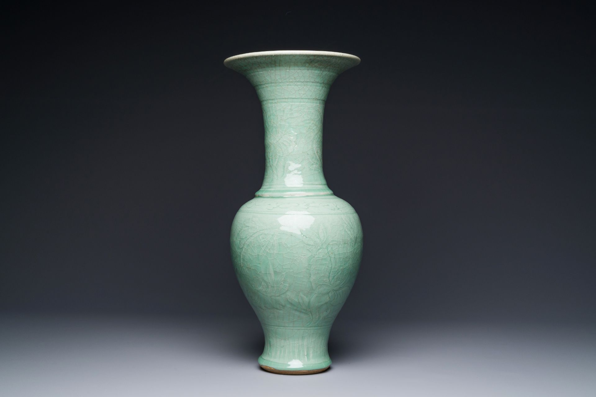 A Chinese Longquan celadon baluster vase with anhua floral design, Ming - Image 4 of 6