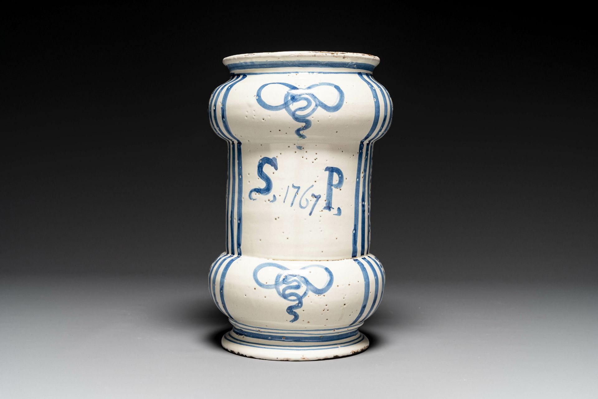 A large Italian blue, white and manganese albarello drug jar inscribed Charitas, probably Savona - Image 4 of 10