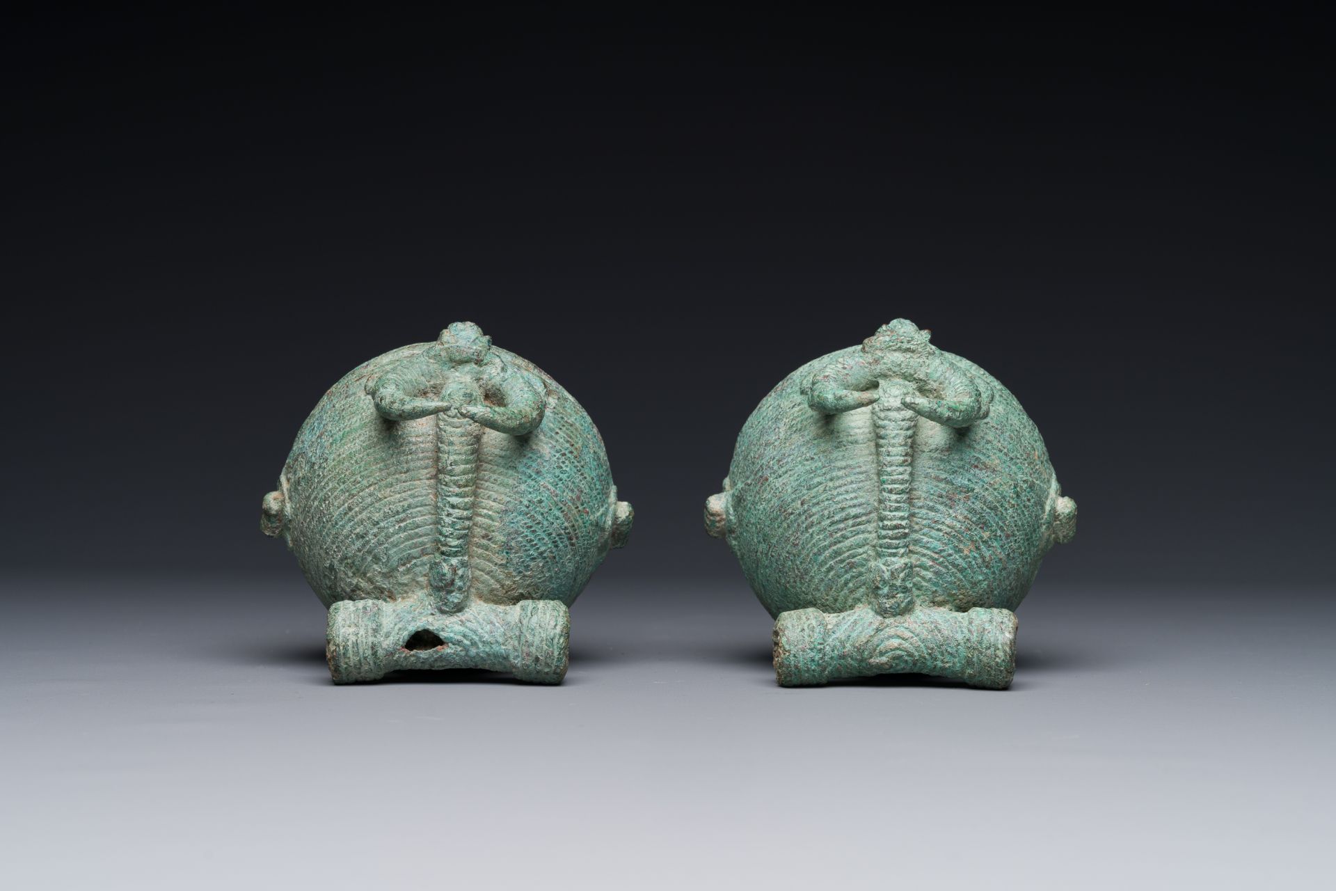 A pair of round bronze bells for water buffalo, Cambodia, Batambang provence, 300 BC - Image 10 of 15