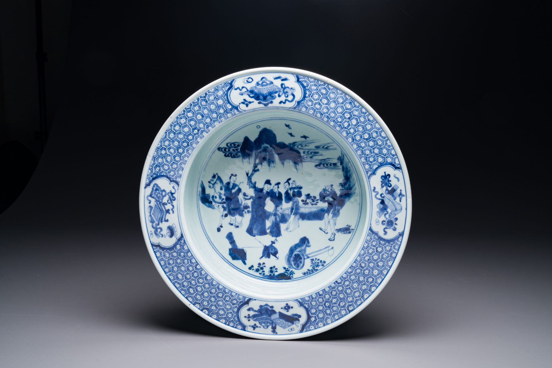 A Chinese blue and white 'Xi Xiang Ji' basin, Yongzheng