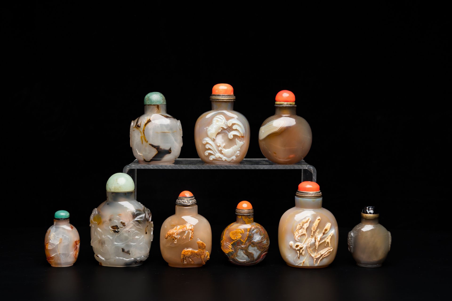 Nine Chinese agate snuff bottles, 19/20th C. - Bild 5 aus 9