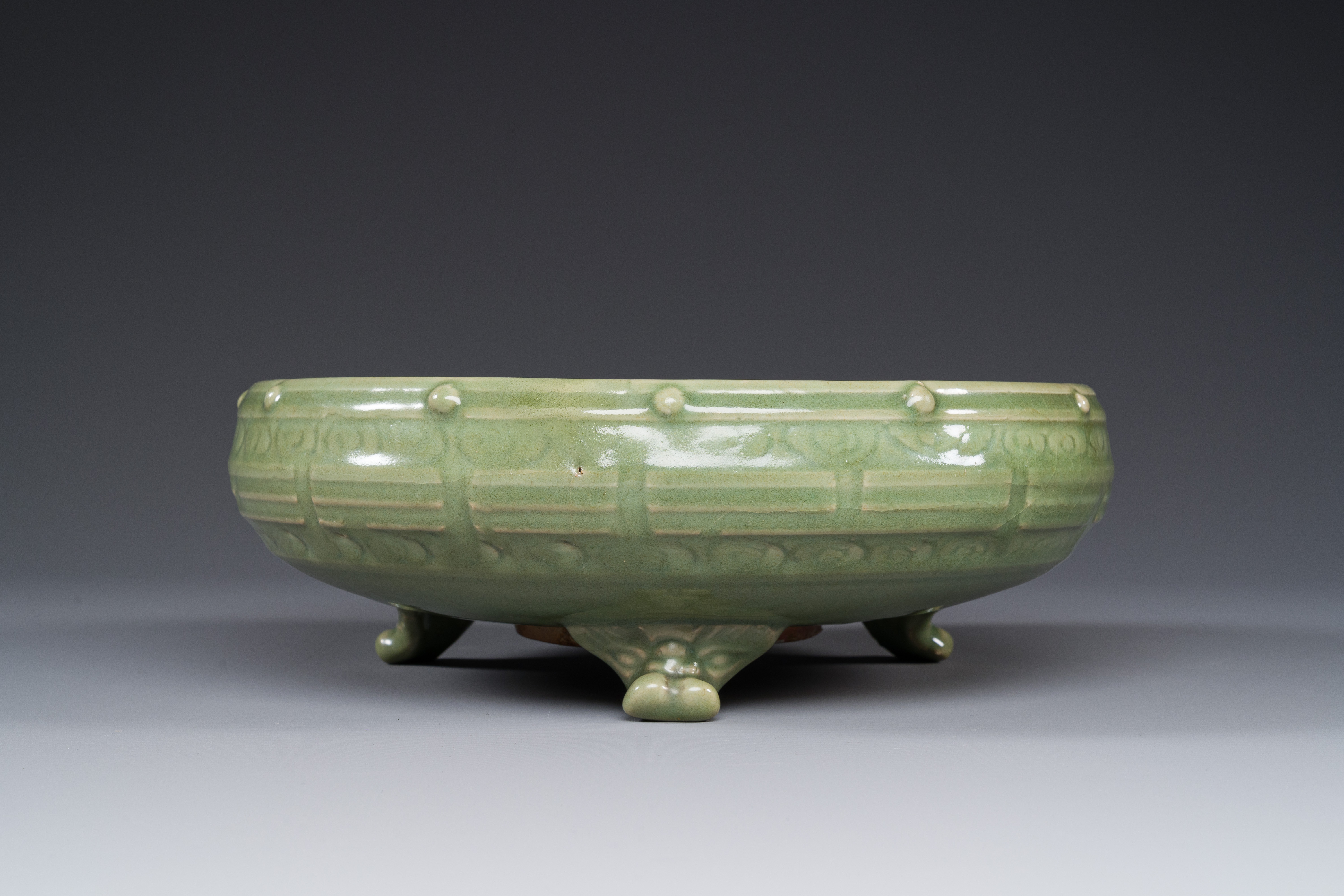 A Chinese Longquan celadon tripod censer on wooden stand, Yuan/Ming - Image 2 of 10