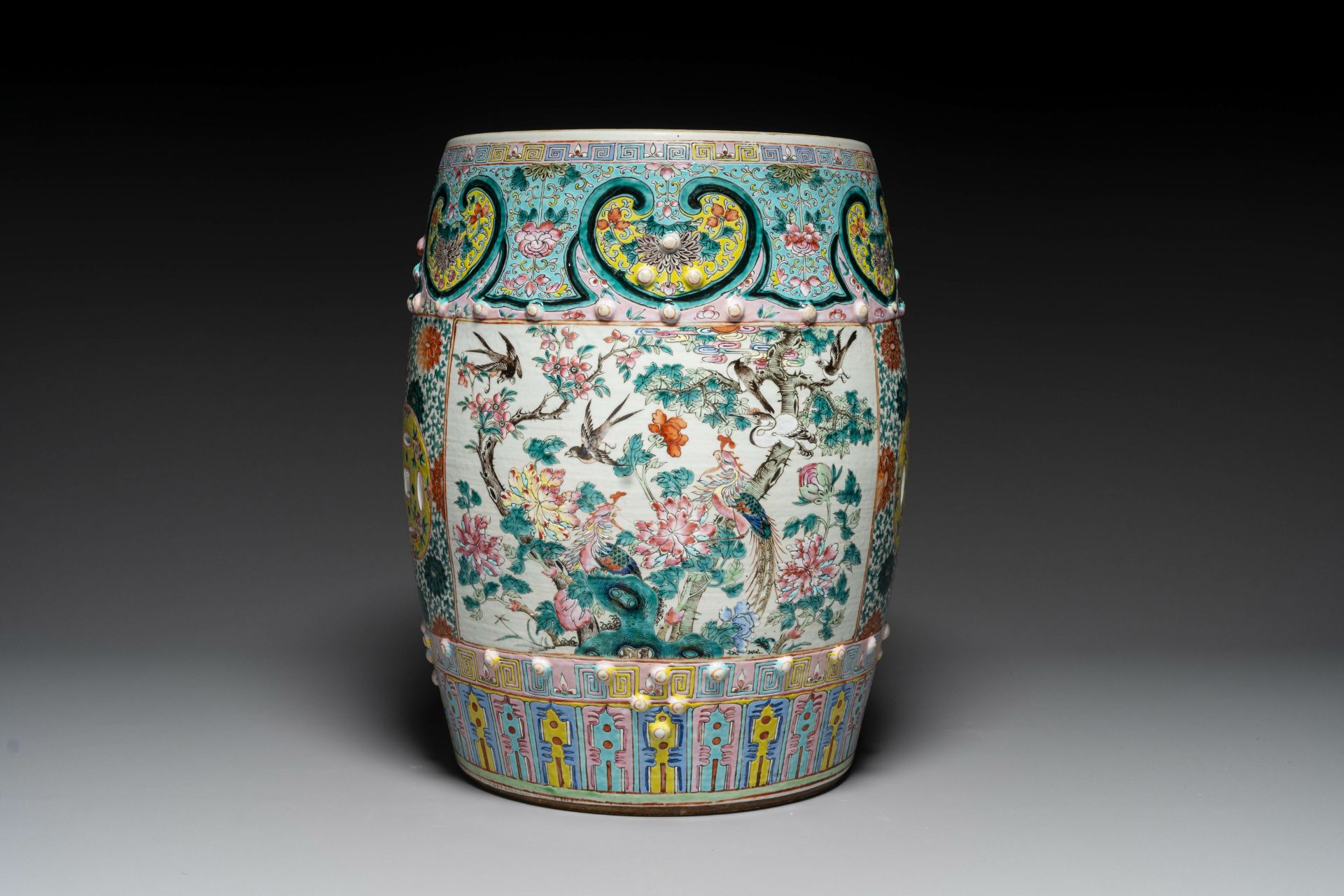 A Chinese famille rose garden seat with birds among blossoming branches, 19th C. - Image 3 of 6