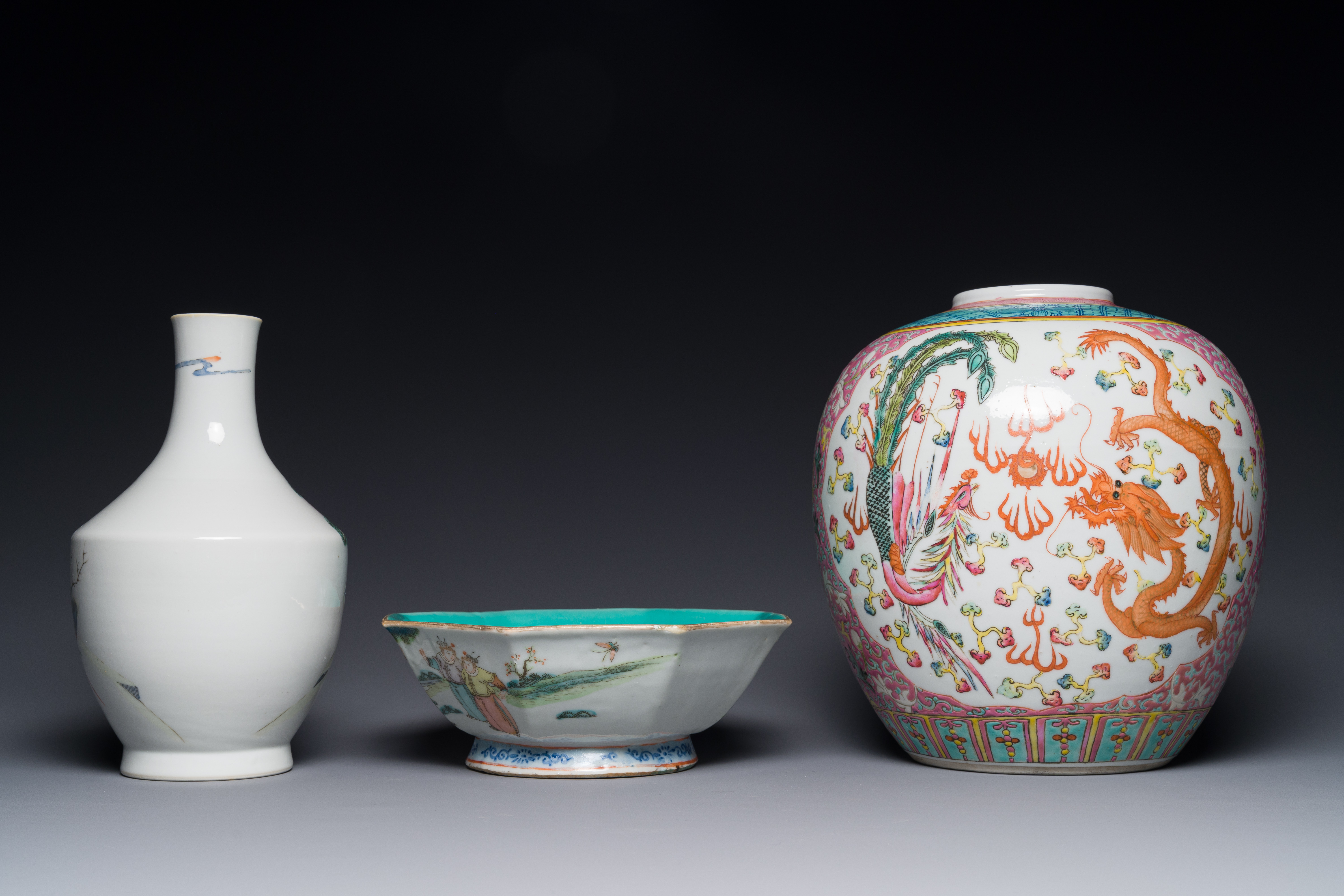 A Chinese famille rose vase, bowl and jar, Qianlong mark, 19th C. - Image 3 of 4