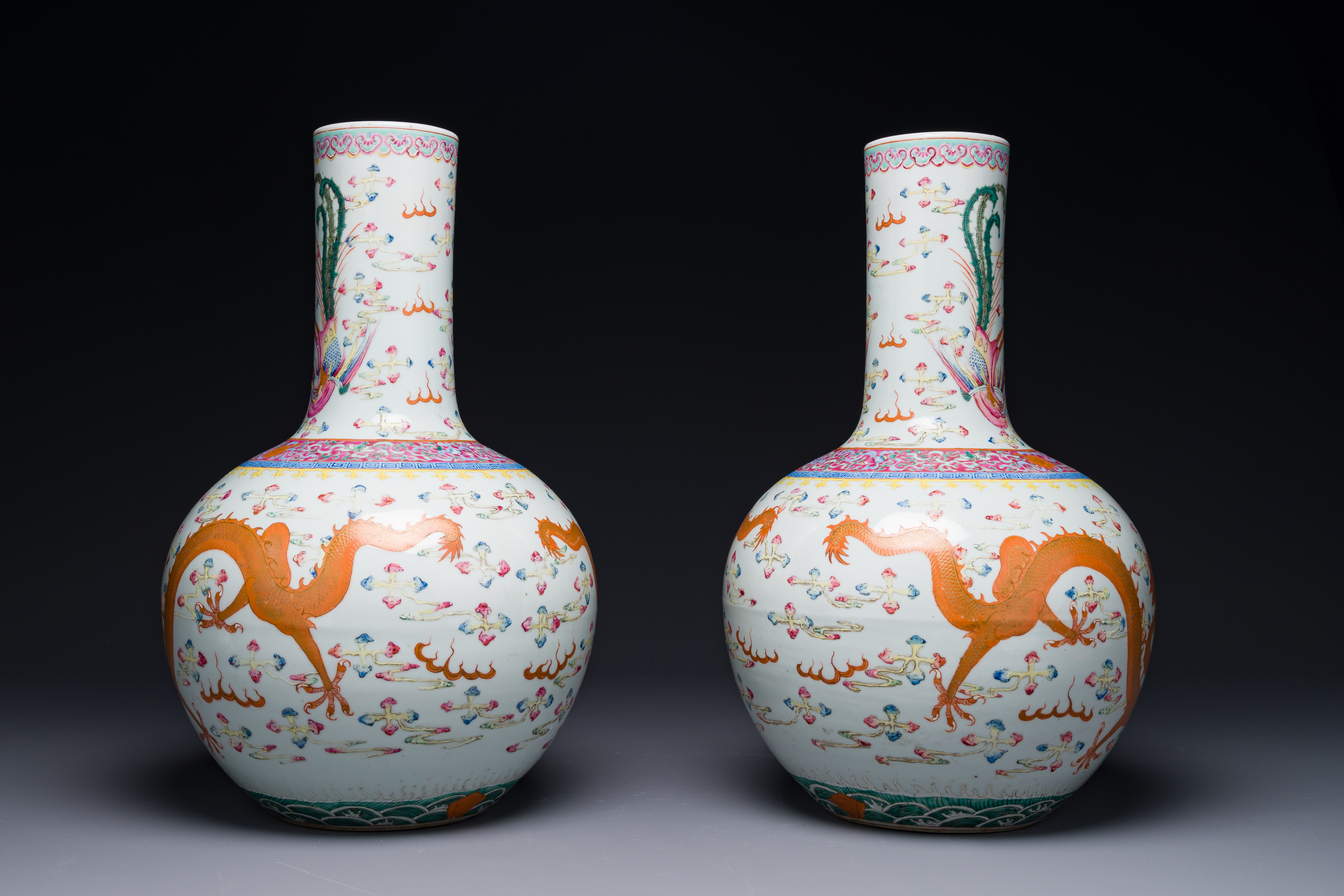 A pair of Chinese famille rose 'dragon' bottle vases, Tongzhi/Guangxu - Image 3 of 6