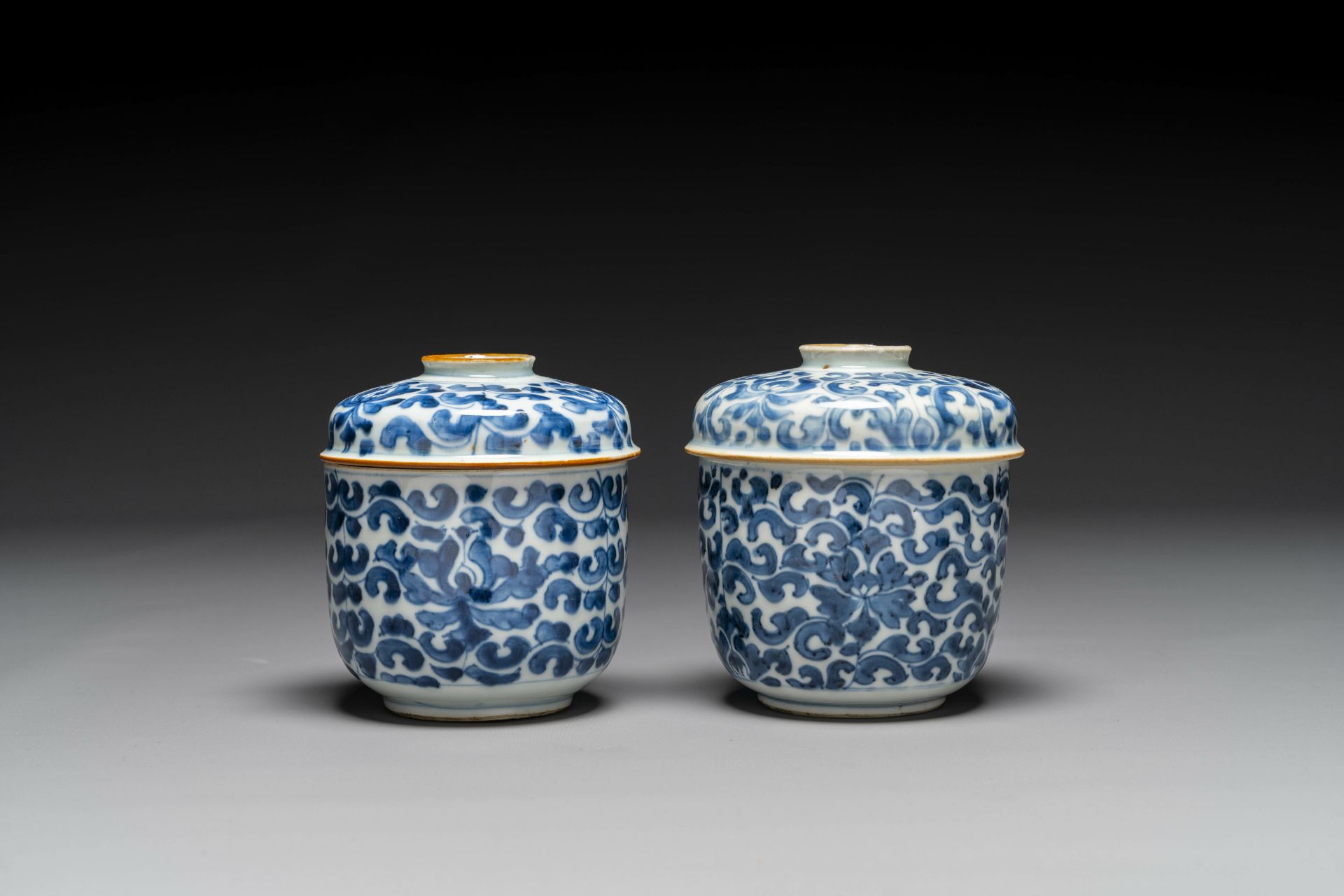 A group of six pieces of Chinese blue and white porcelain, Kangxi - Bild 4 aus 13