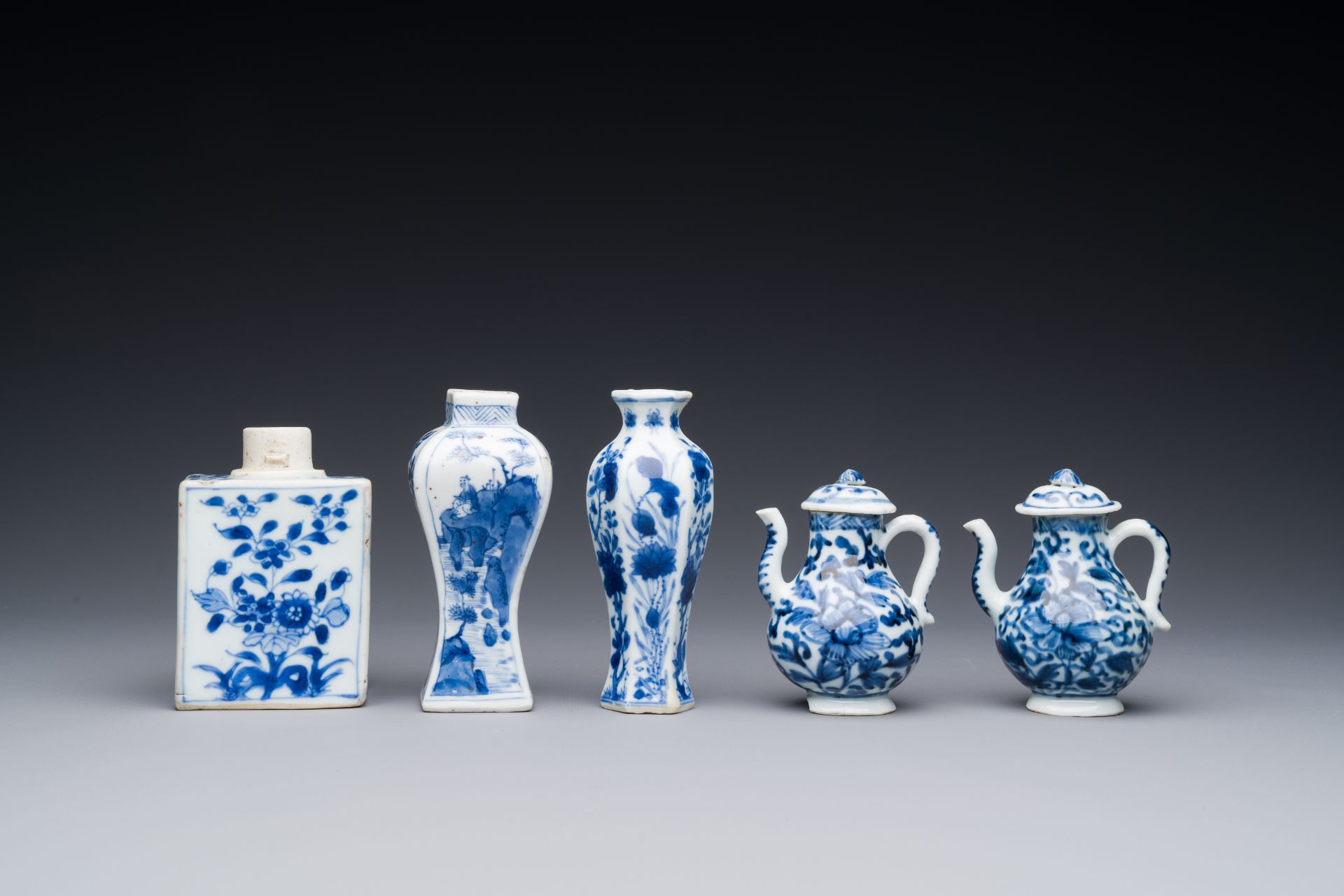Two Chinese blue and white vases, two miniature jugs and a tea caddy, Kangxi - Image 3 of 5