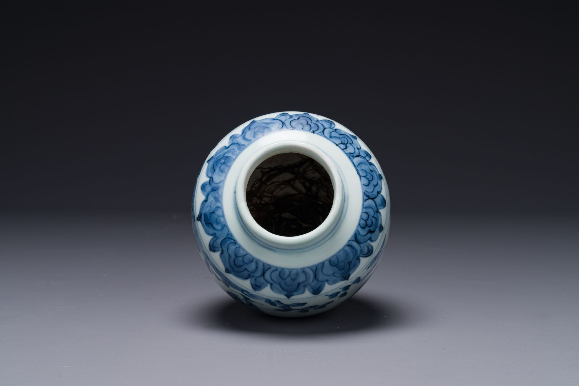 A Chinese blue and white 'sage' jar, Ming - Image 3 of 4