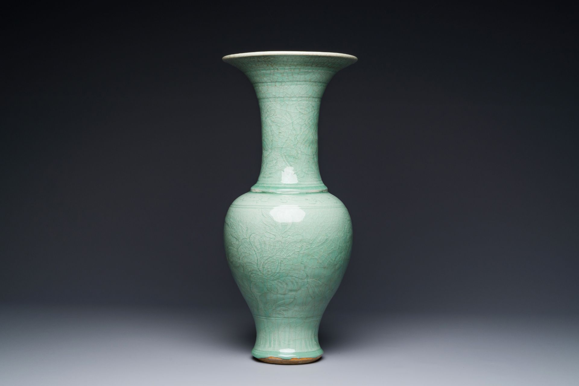 A Chinese Longquan celadon baluster vase with anhua floral design, Ming - Image 3 of 6