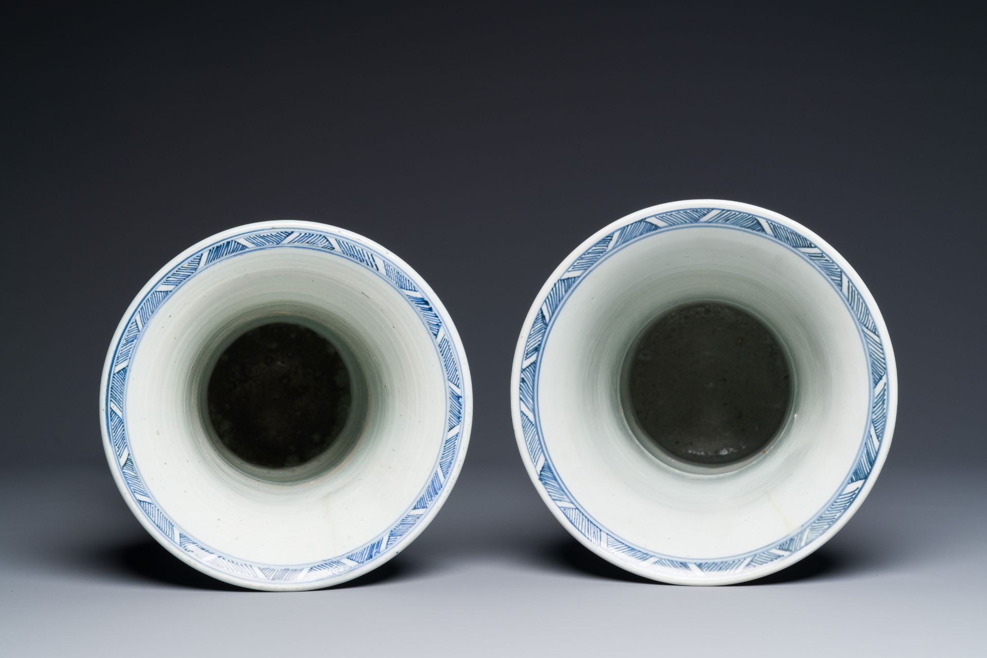 Two Chinese blue and white 'gu' vases with squirrels among grape vines, Kangxi - Image 6 of 7