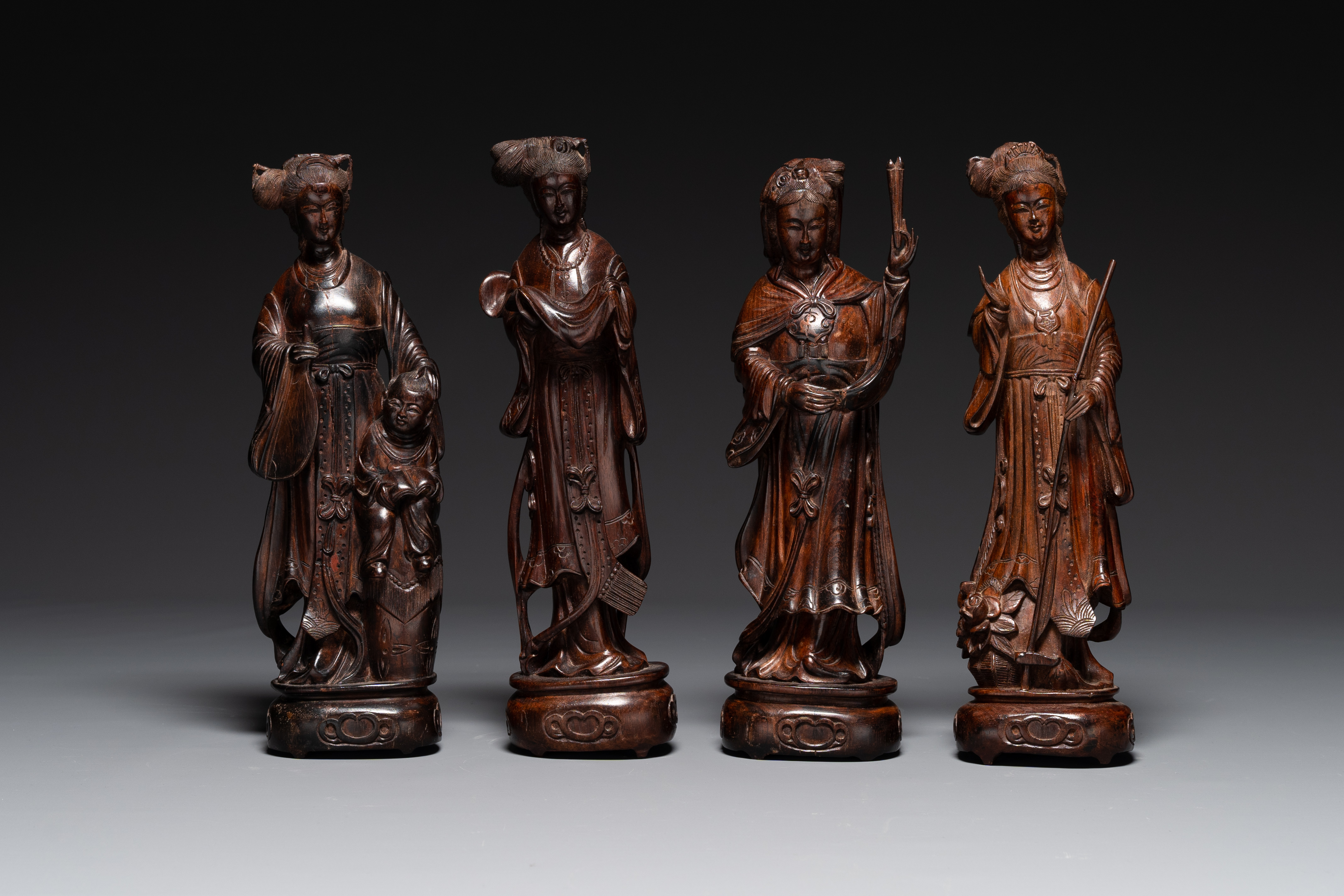 Eight Chinese wooden sculptures of female deities, 19th C. - Image 5 of 7