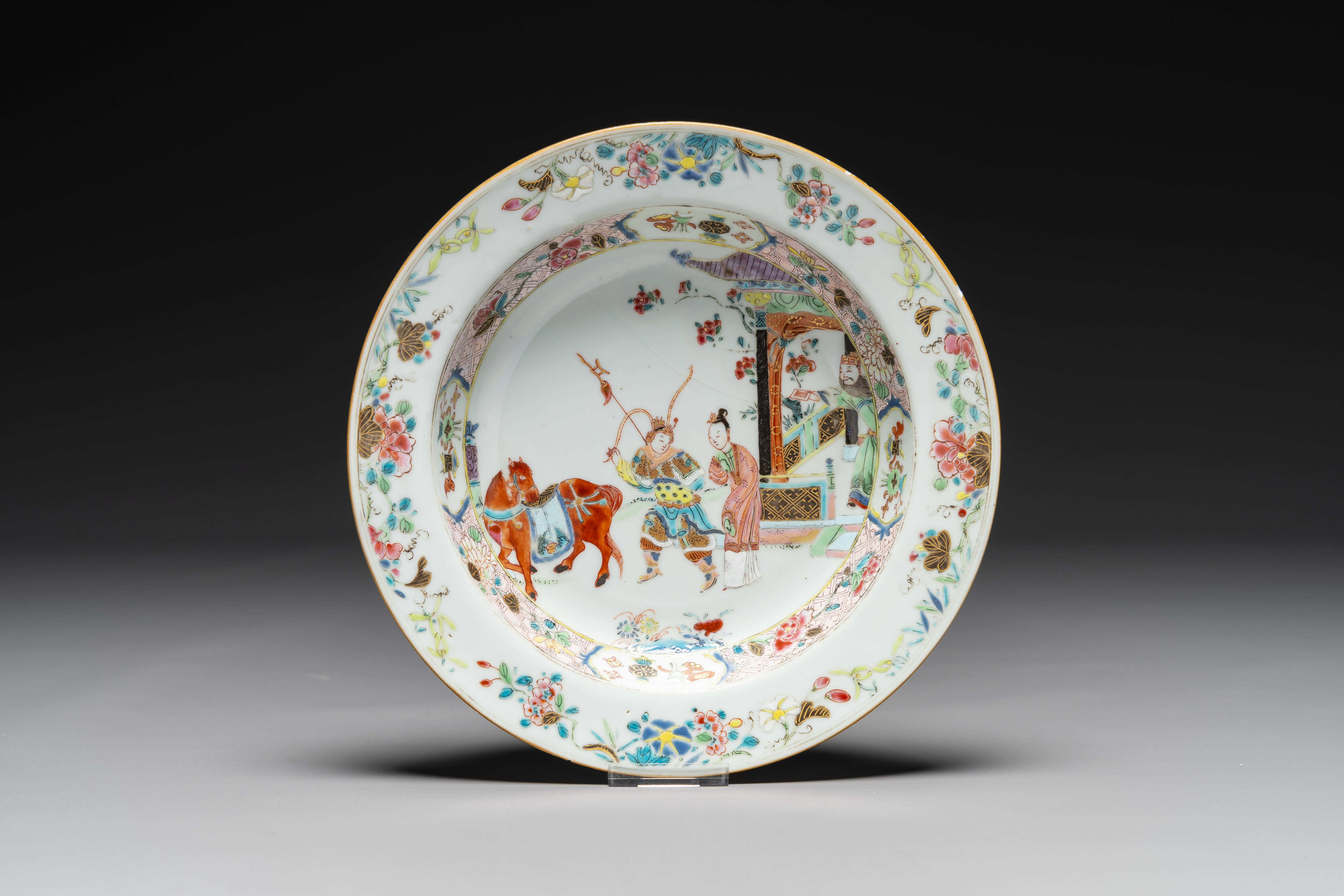 A varied collection of Chinese famille rose porcelain, Yongzheng/Qianlong - Image 12 of 13