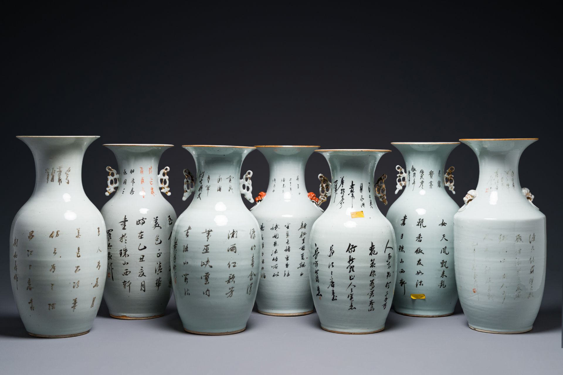 Seven Chinese famille rose vases, 19/20th C. - Bild 2 aus 5