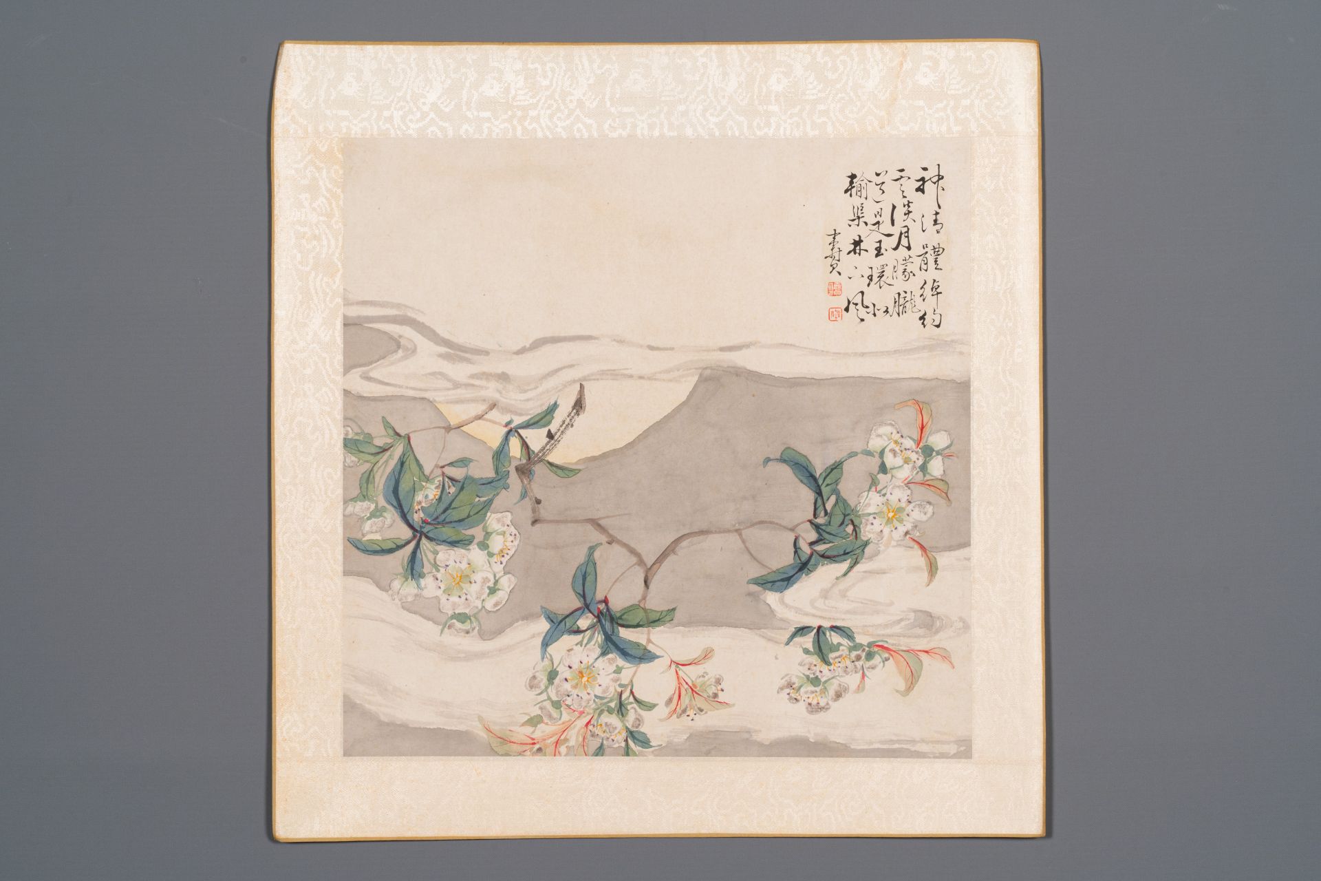 Chinese school: Six works with birds, flowers and fruits, ink and colour on paper, 19/20th C. - Bild 6 aus 9
