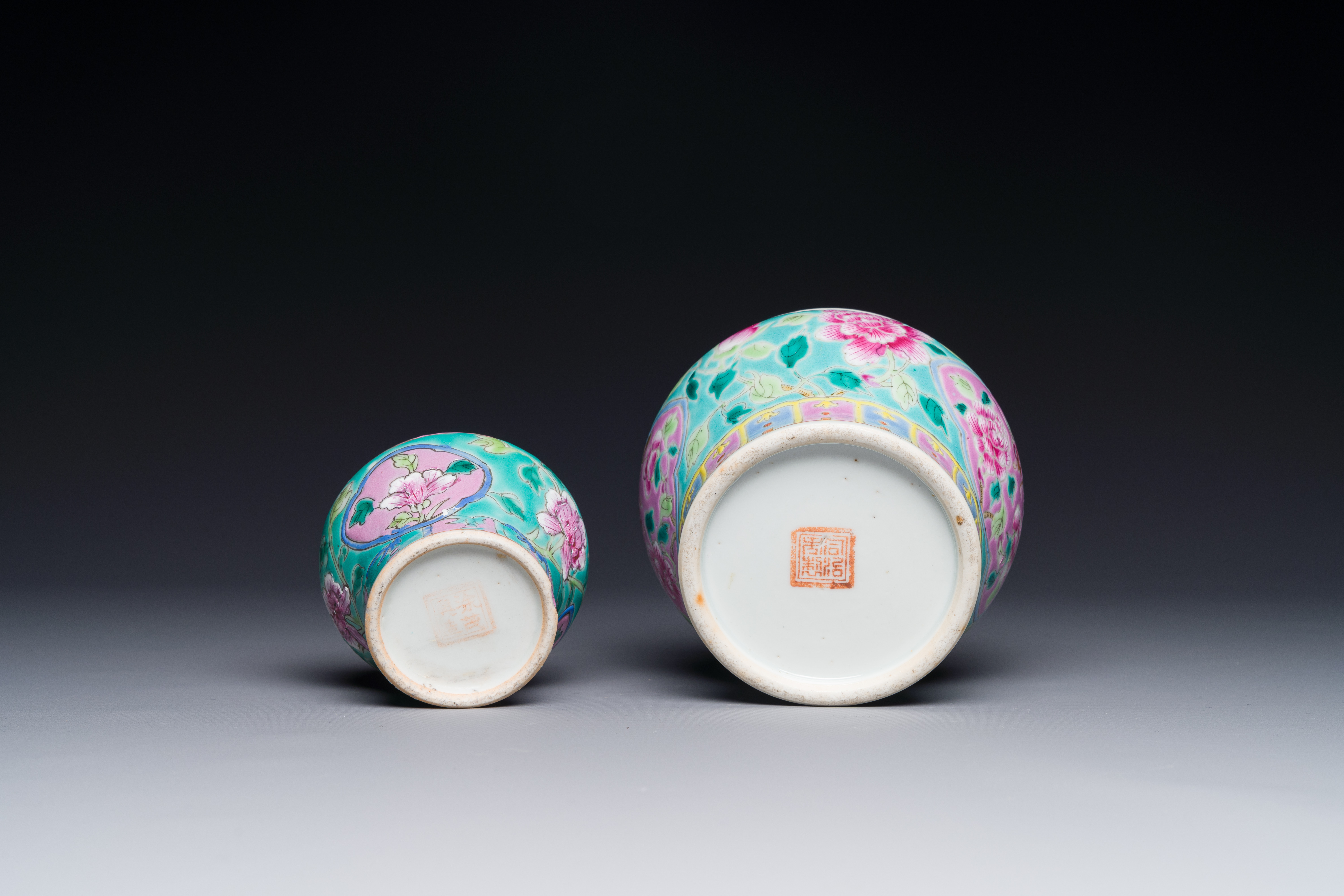 Two Chinese famille rose bowls for the Straits or Peranakan market, 19th C. - Image 4 of 4