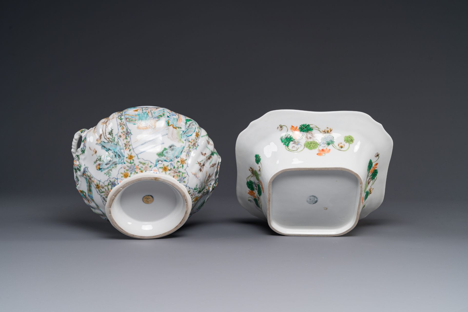 A rare 30-piece KPM porcelain service with Cantonese famille verte painting, China and Germany, 19th - Bild 12 aus 13