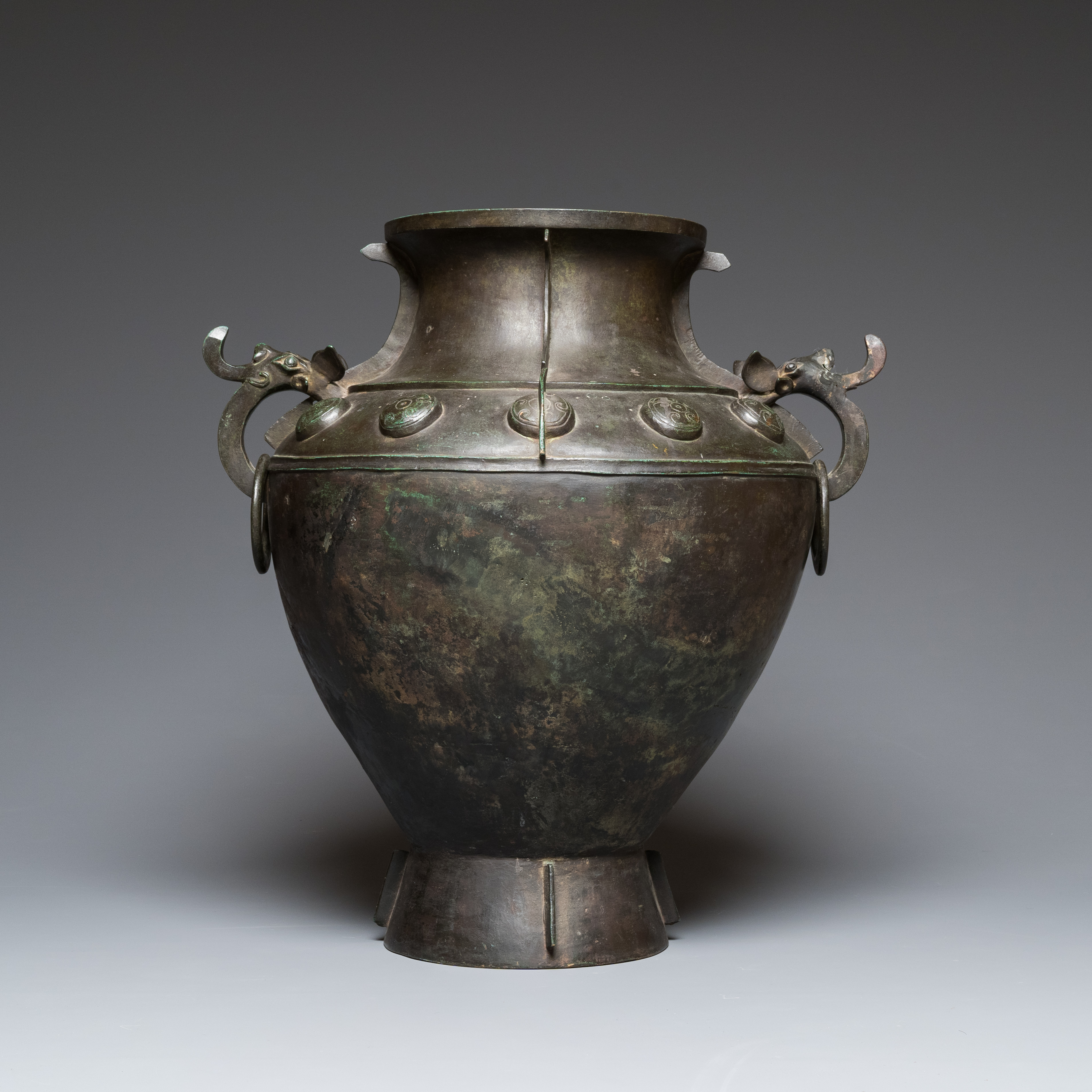 A rare massive Chinese archaistic bronze 'lei' wine vessel with inscription, Song - Image 5 of 30