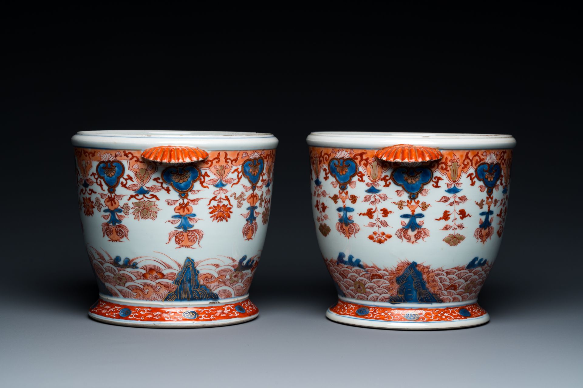 A pair of Chinese Imari-style wine bottle coolers, Qianlong - Bild 3 aus 21