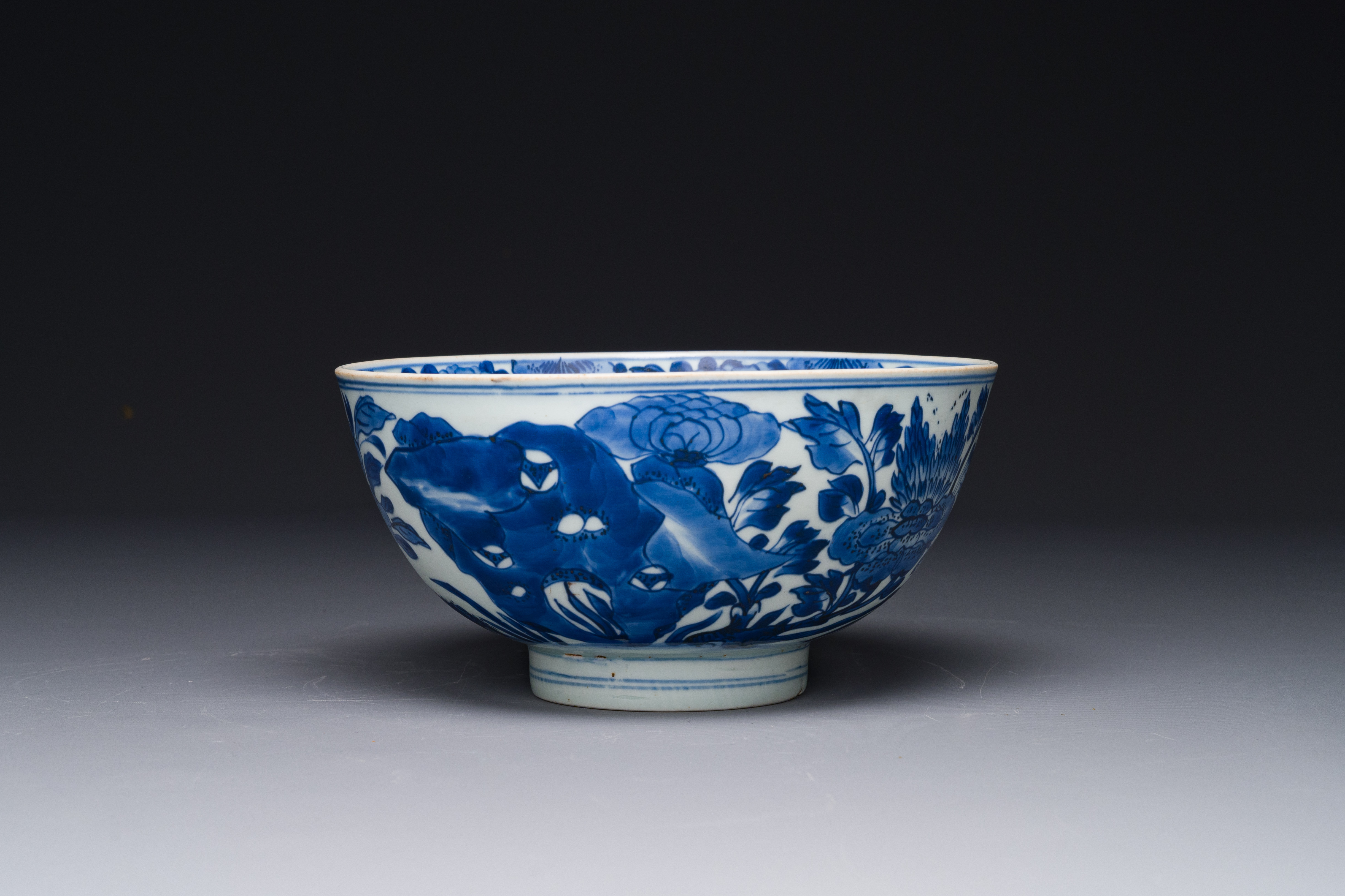A Chinese blue and white 'birds among flowering branches' bowl, Shen De Tang Bo Gu Zhi æ…Žå¾·å ‚åšå - Image 3 of 5