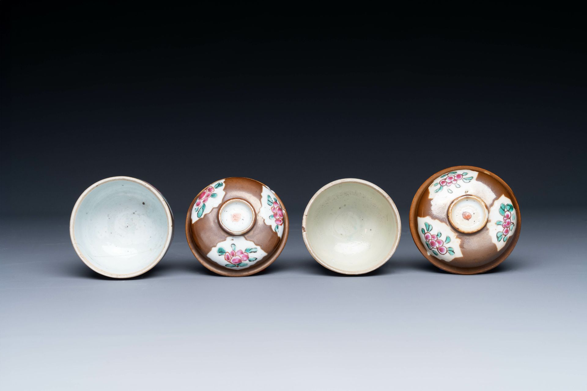 A varied collection of Chinese famille rose and Imari-style porcelain, Yongzheng and later - Bild 16 aus 21