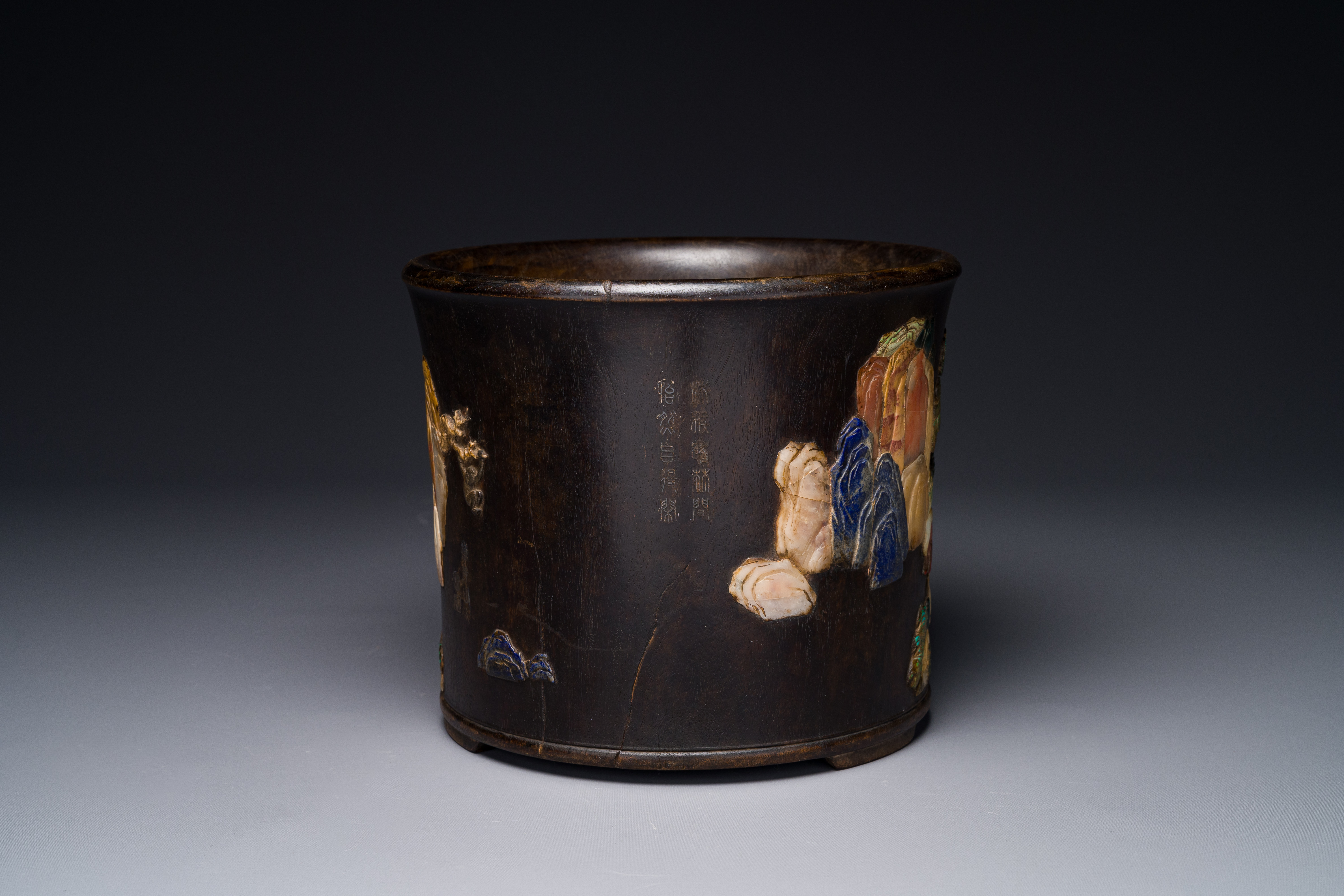 A large Chinese precious-stone-embellished zitan wood brush pot, 17/18th C. - Image 3 of 6
