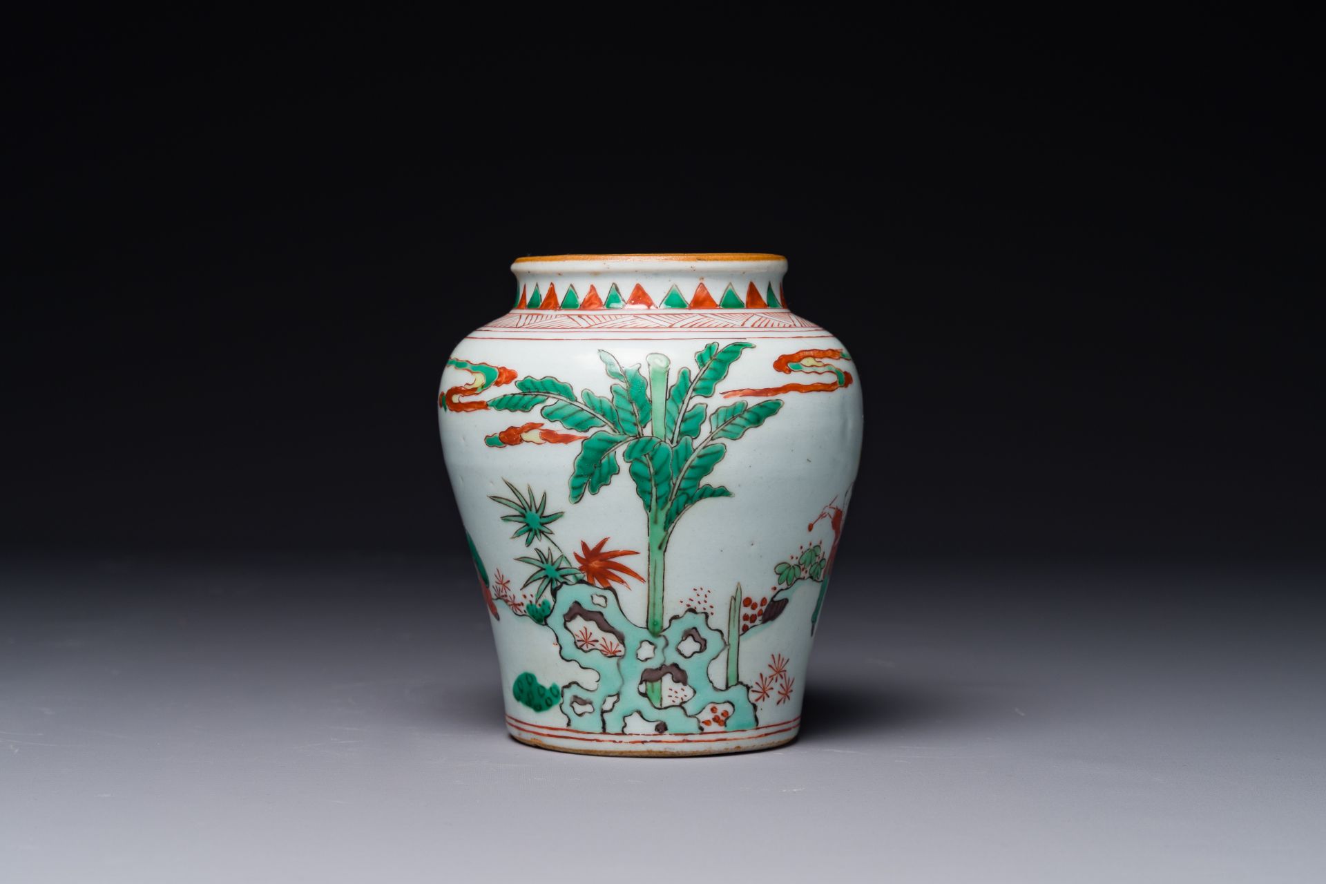 A small Chinese wucai jar with figures in a landscape, Transition period - Image 3 of 6