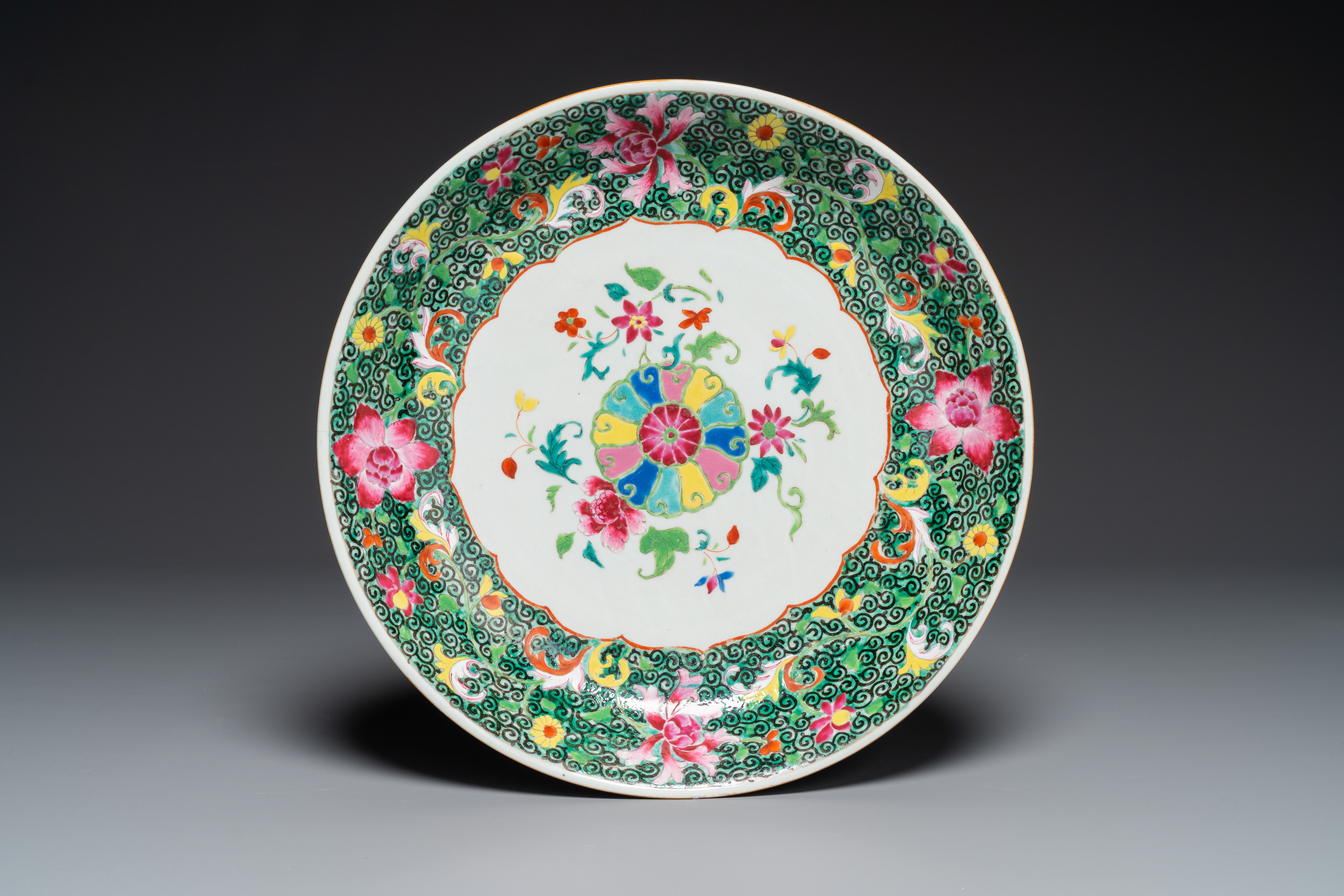 A Chinese famille rose dish with floral design, Qianlong