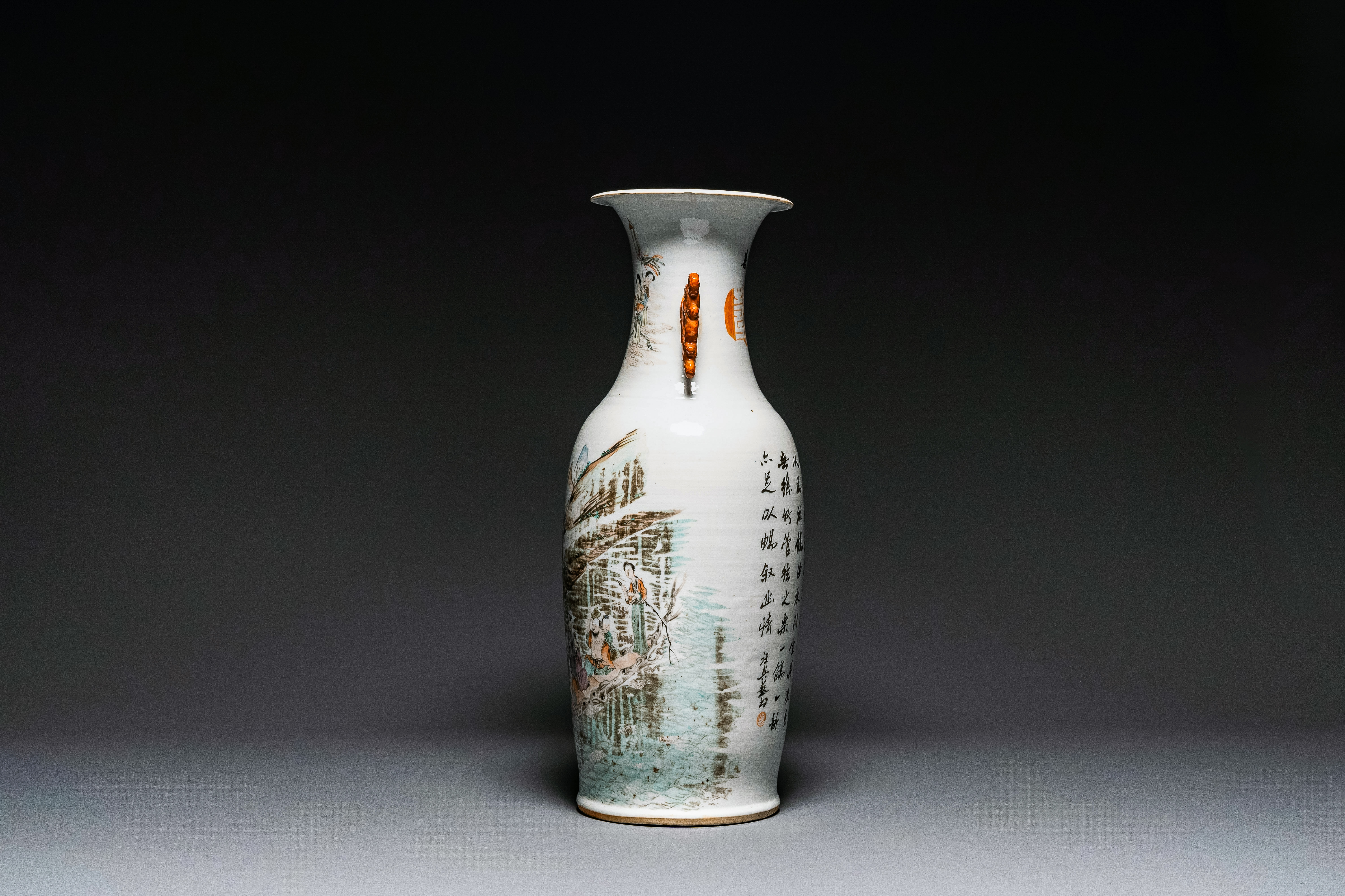 A Chinese qianjiang cai Vase, signed Wang Xingli æ±ªèˆˆé»Ž, 19/20th C. - Image 4 of 6