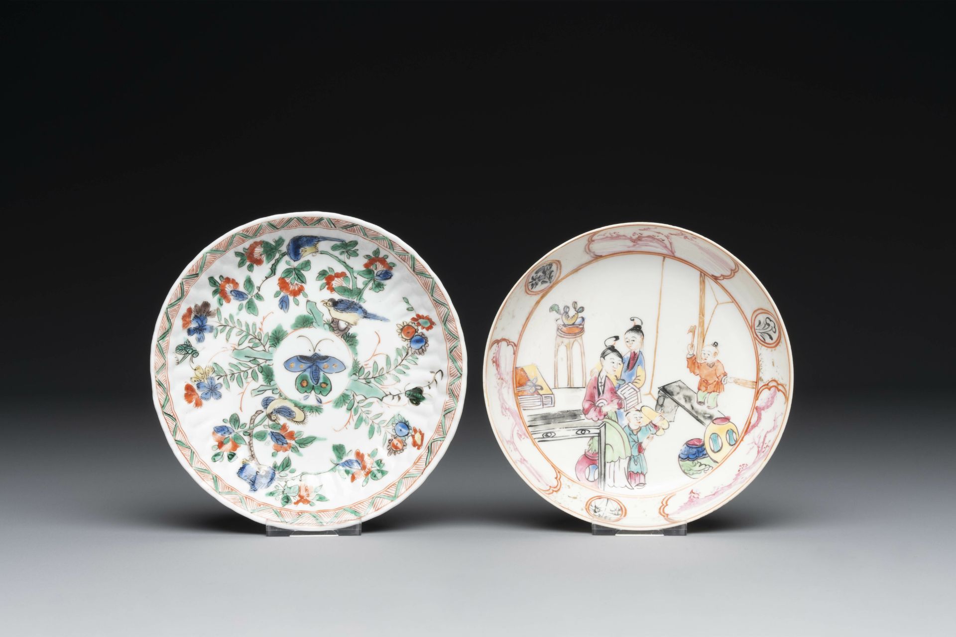 A varied collection of Chinese famille rose and verte porcelain, 18/19th C. - Image 4 of 19