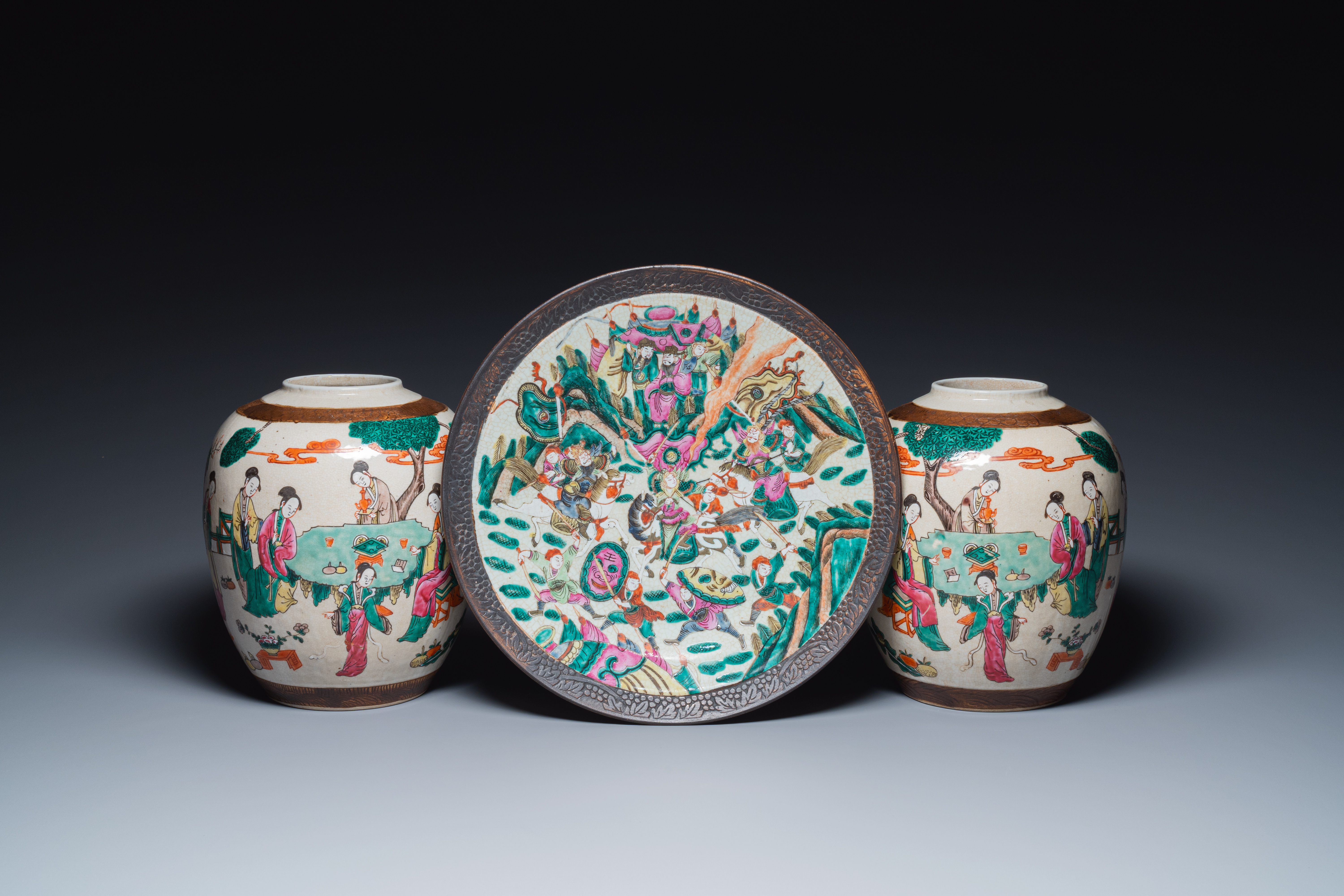 A pair of Chinese Nanking crackle-glazed famille rose jars and a dish, Chenghua mark, 19th C