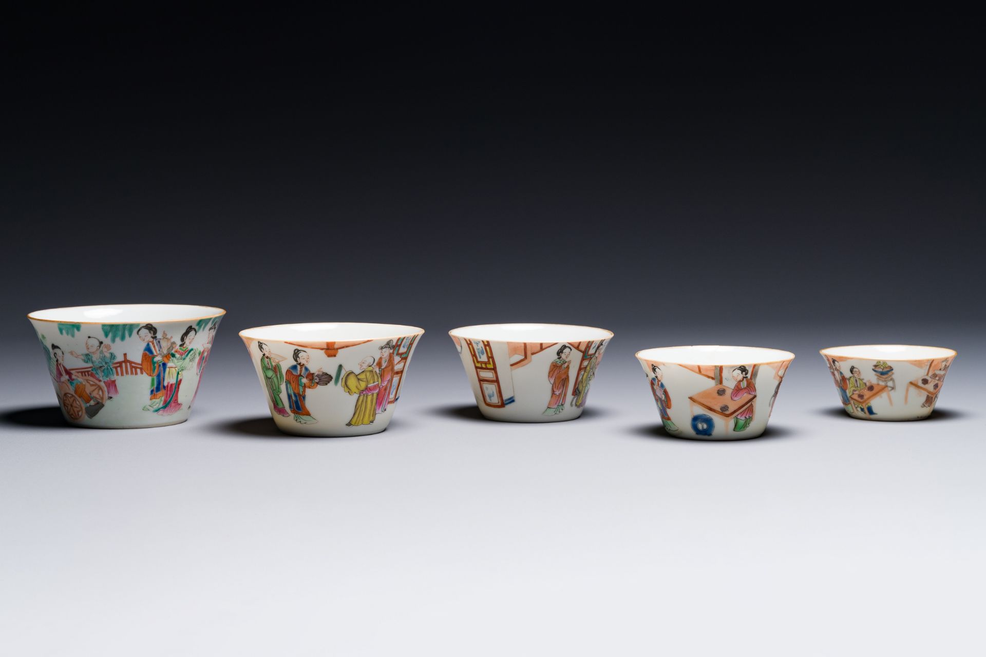 A rare set of ten Chinese famille rose 'erotic' nesting bowls, Daoguang mark and of the period - Bild 12 aus 17