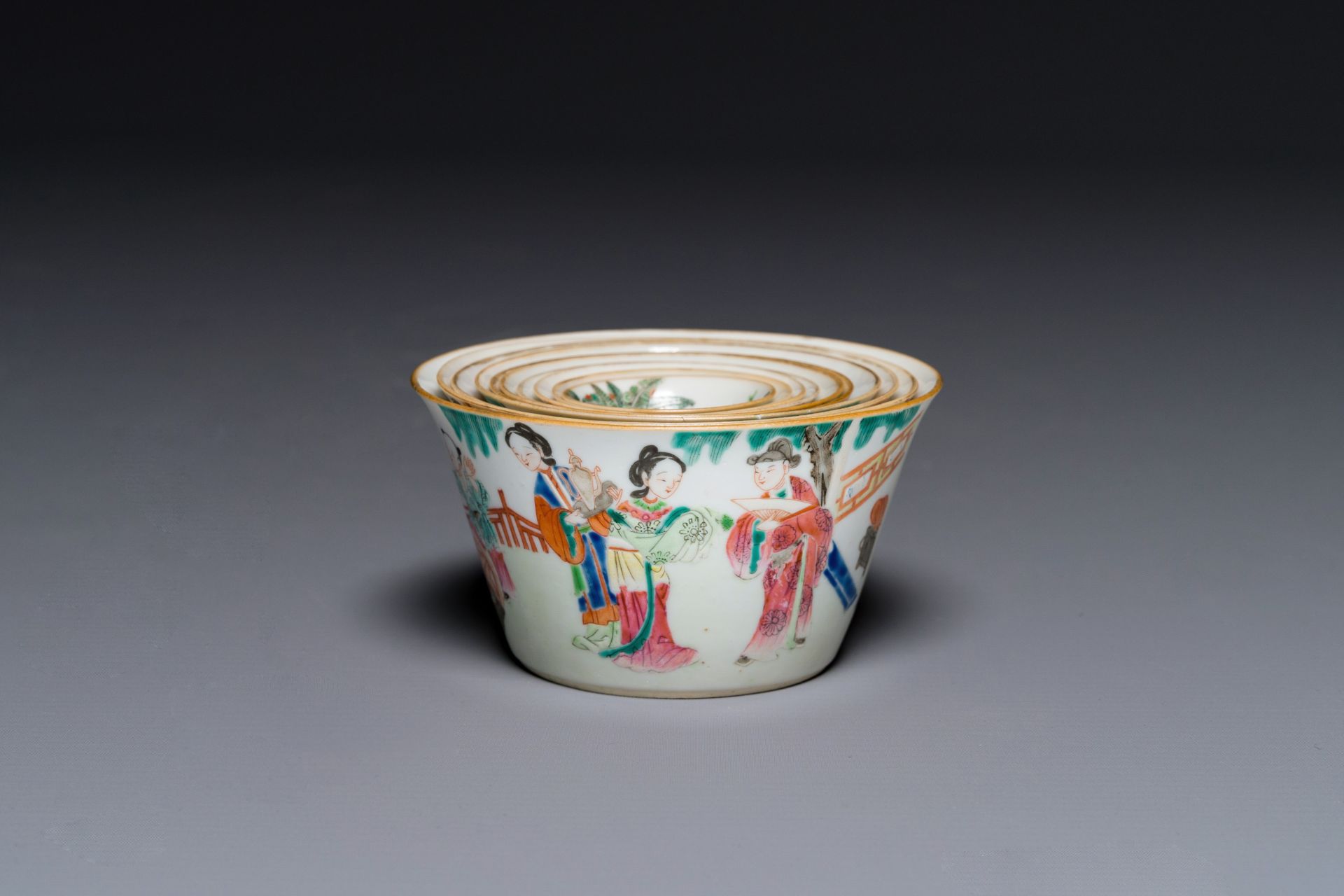 A rare set of ten Chinese famille rose 'erotic' nesting bowls, Daoguang mark and of the period - Bild 2 aus 17