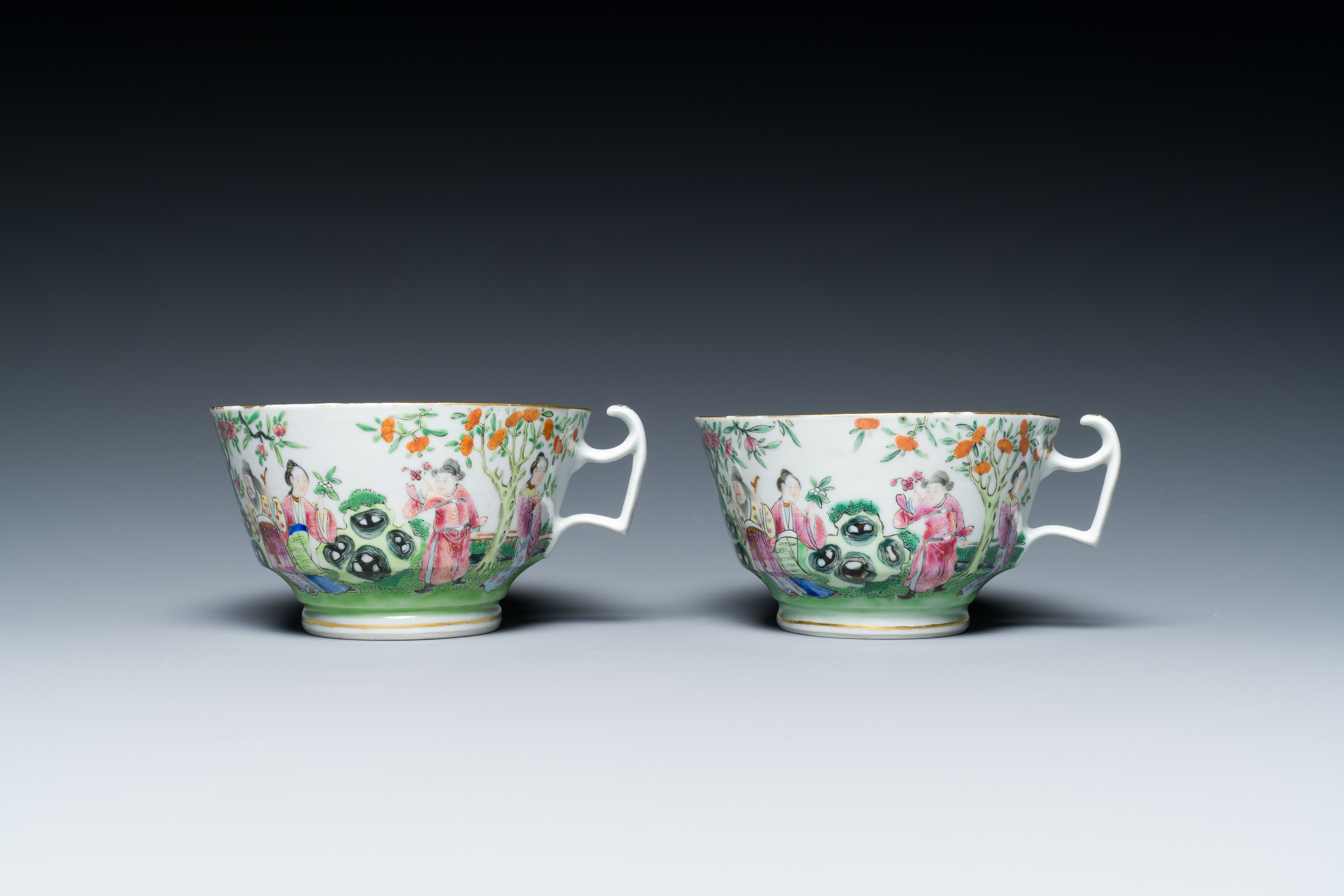 A pair of Chinese Canton famille rose cups and saucers, 19th C. - Image 4 of 9