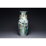 A Chinese famille rose vase, Yu Zhao ä½™é’Š signed, 19/20th C.