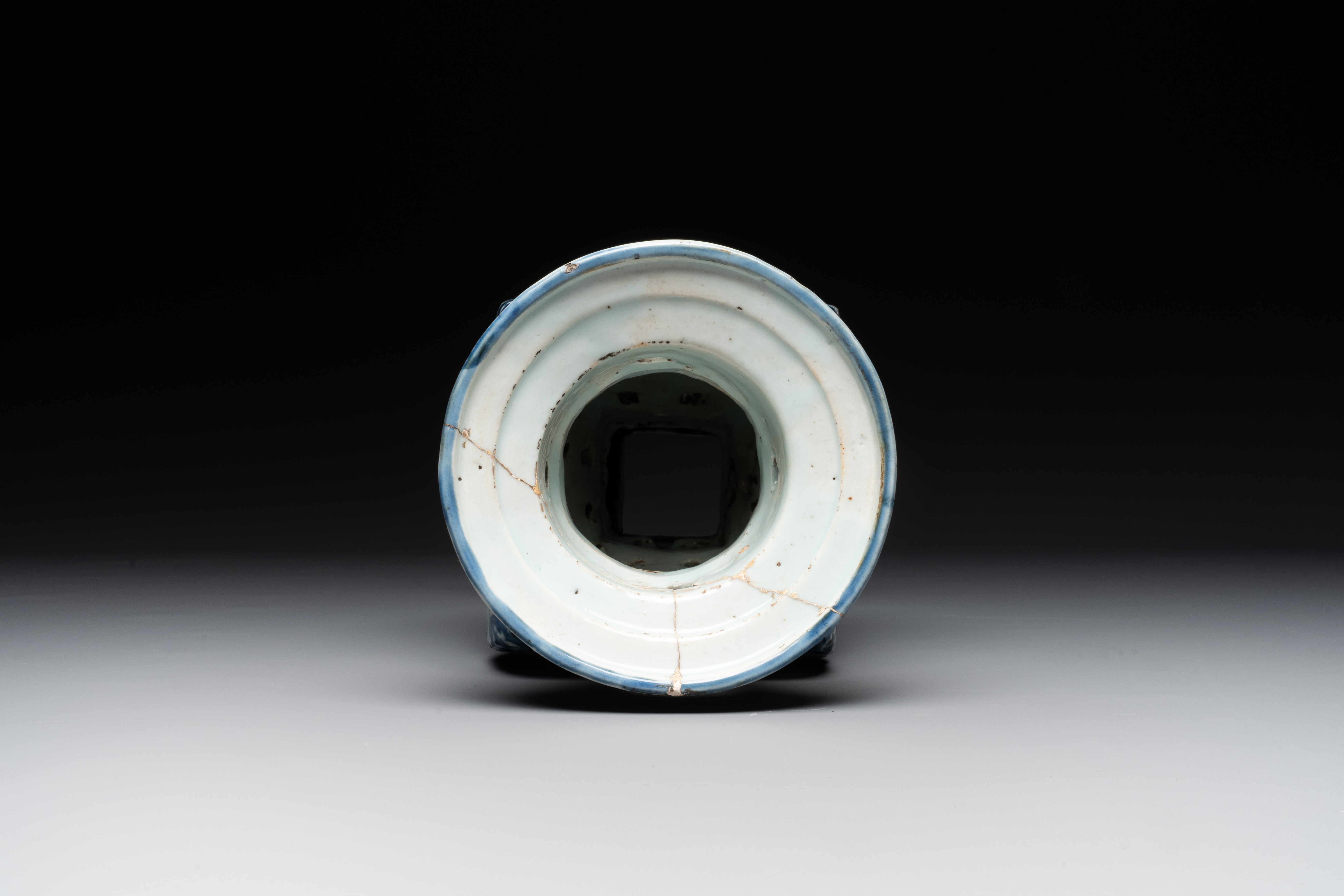 A rare Chinese blue and white openworked incense burner, Ming - Image 5 of 6