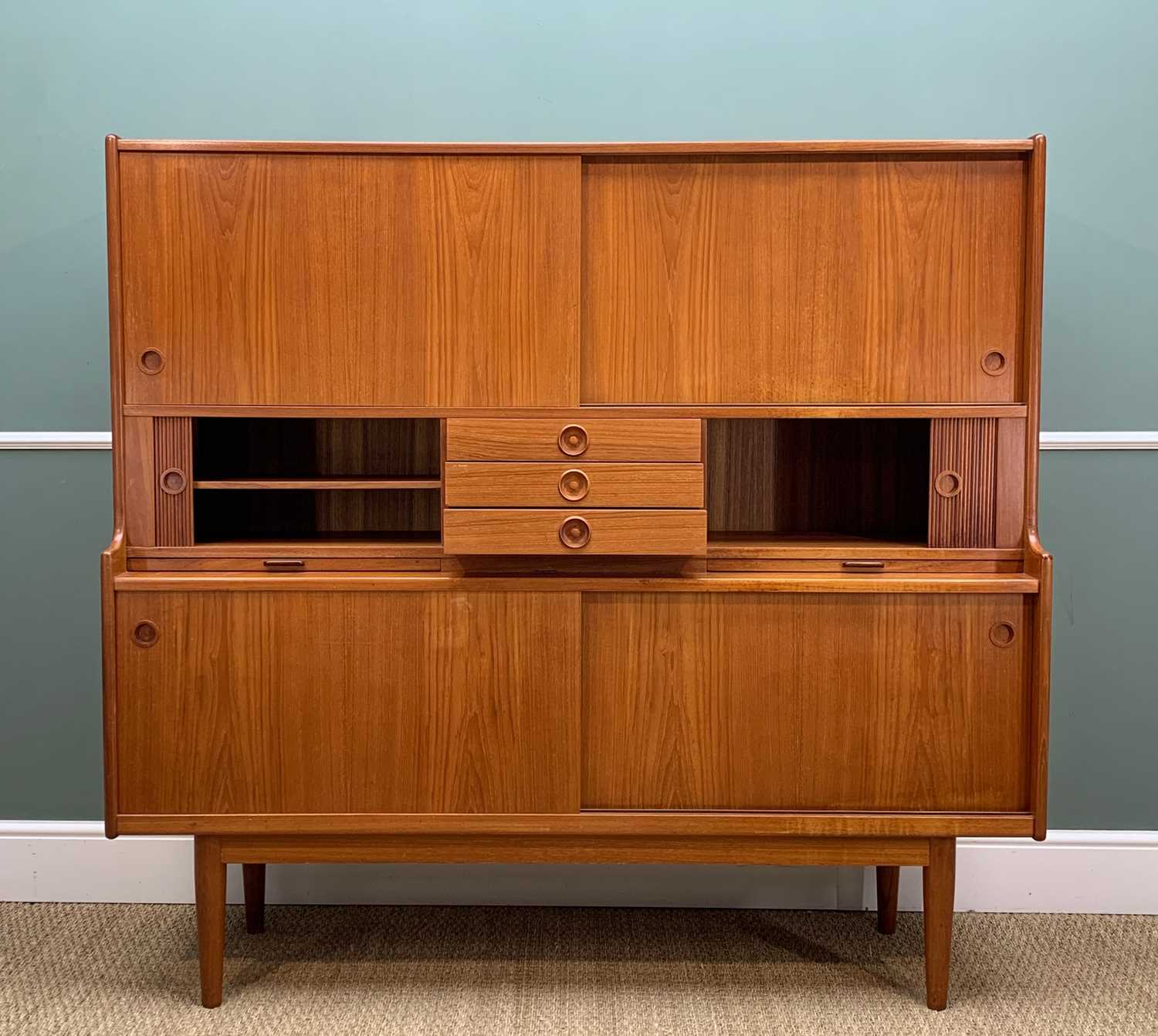 JOHANNES ANDERSON FOR ULDUM MOBELFABRIK: Danish teak cabinet, c. 1960s, fitted three registers of - Image 8 of 19