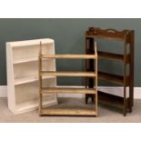 TWO VINTAGE BOOKSHELVES & A STRIPPED PINE WALLRACK, polished oak four-shelf example, 106.5 (H) x