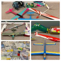 ELEVEN REMOTE CONTROL MODEL GLIDERS/PLANES & ASSOCIATED GOODS, to include a petrol motor glider