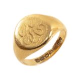 18CT GOLD SIGNET RING, engraved with initials 'G E', size J 1/2, Birmingham 1919, 7.2gms, in vintage